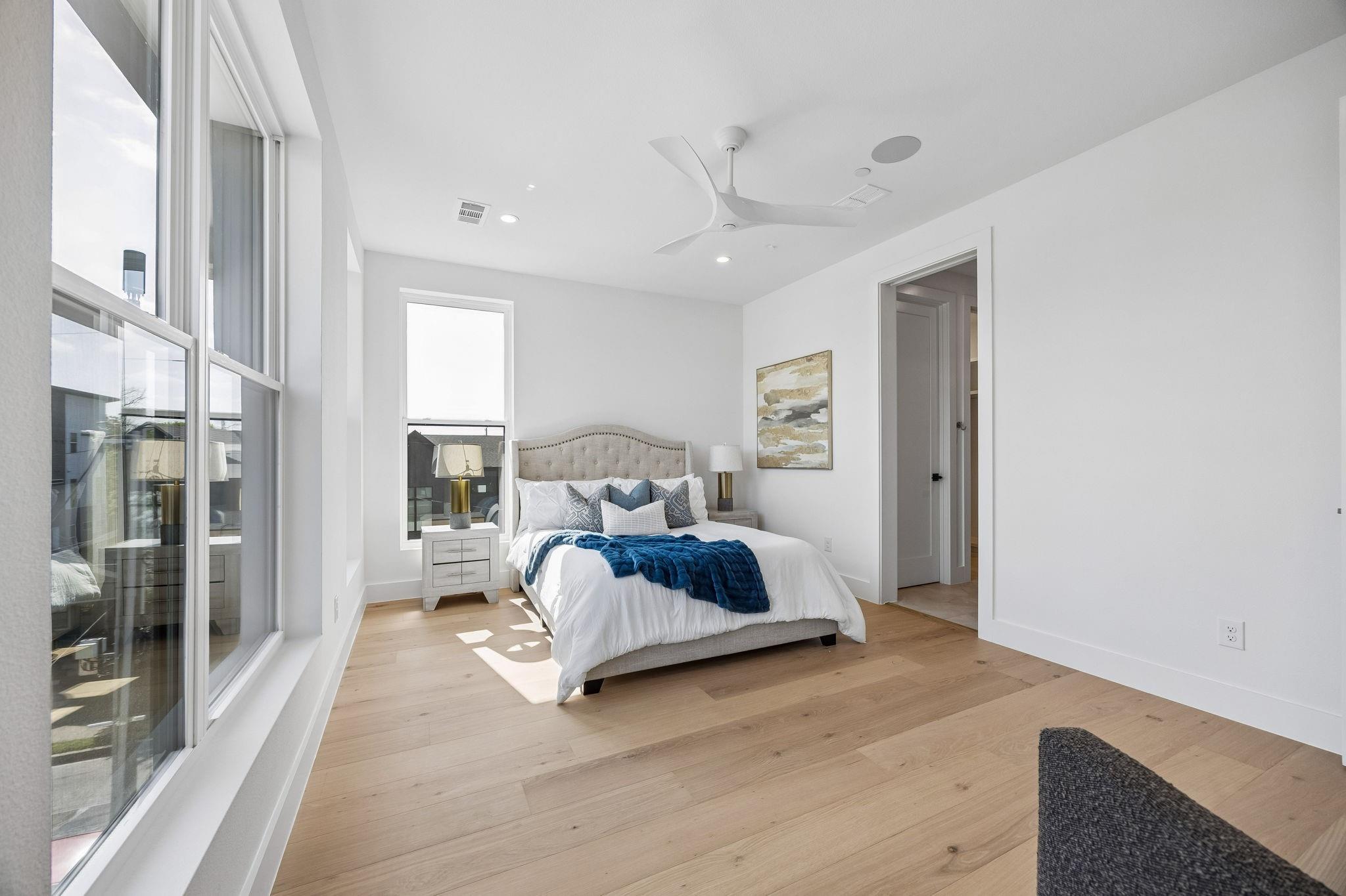 main property photo 79