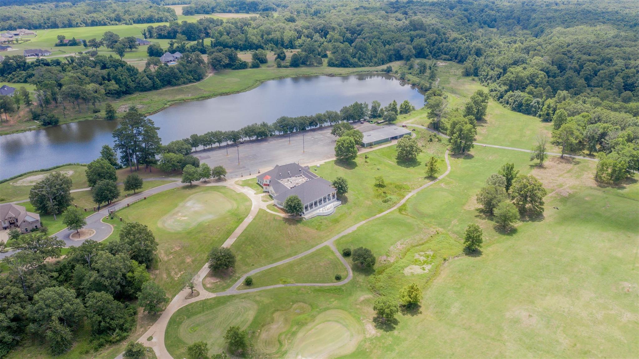 main property photo 10
