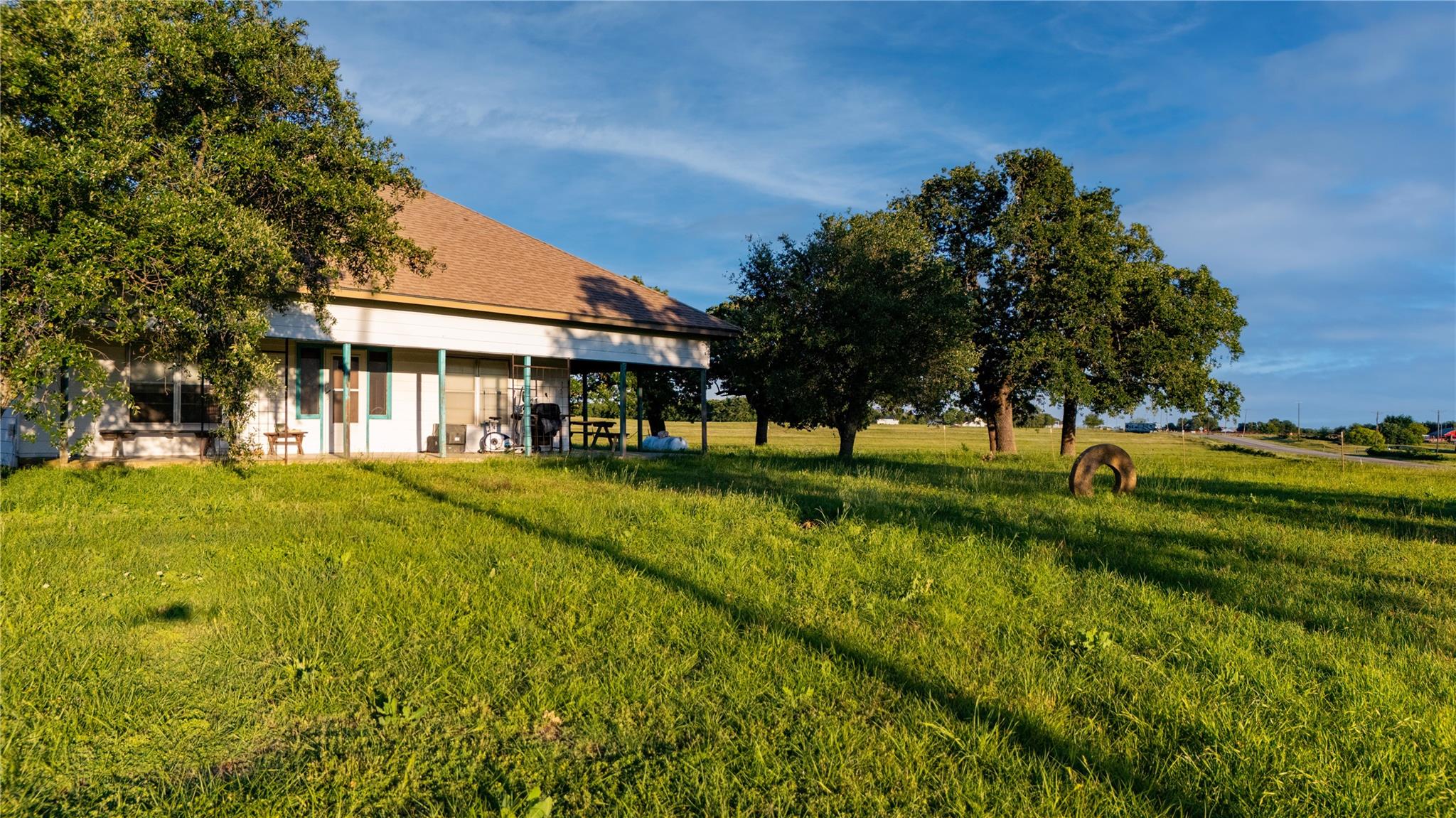 main property photo 3