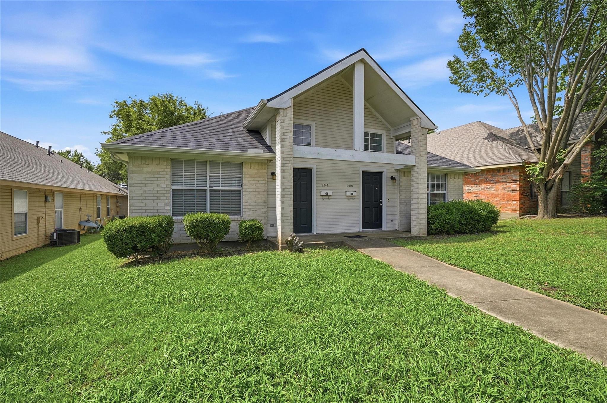 main property photo 2
