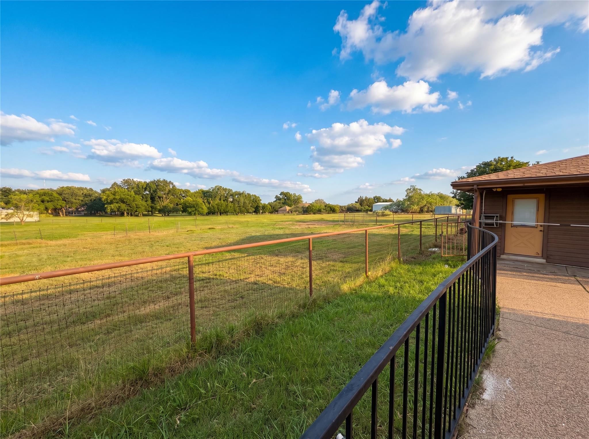 main property photo 19