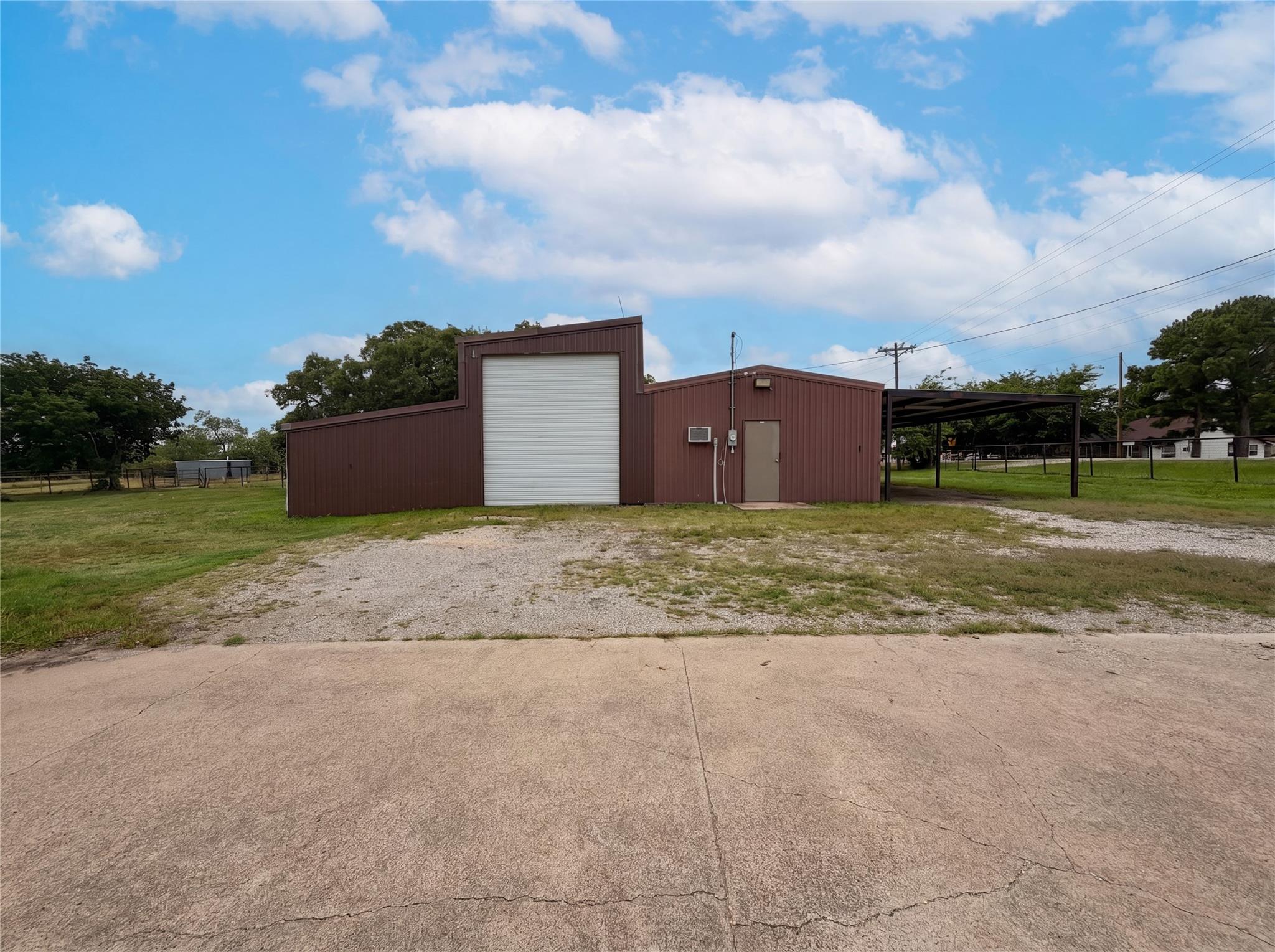 main property photo 21