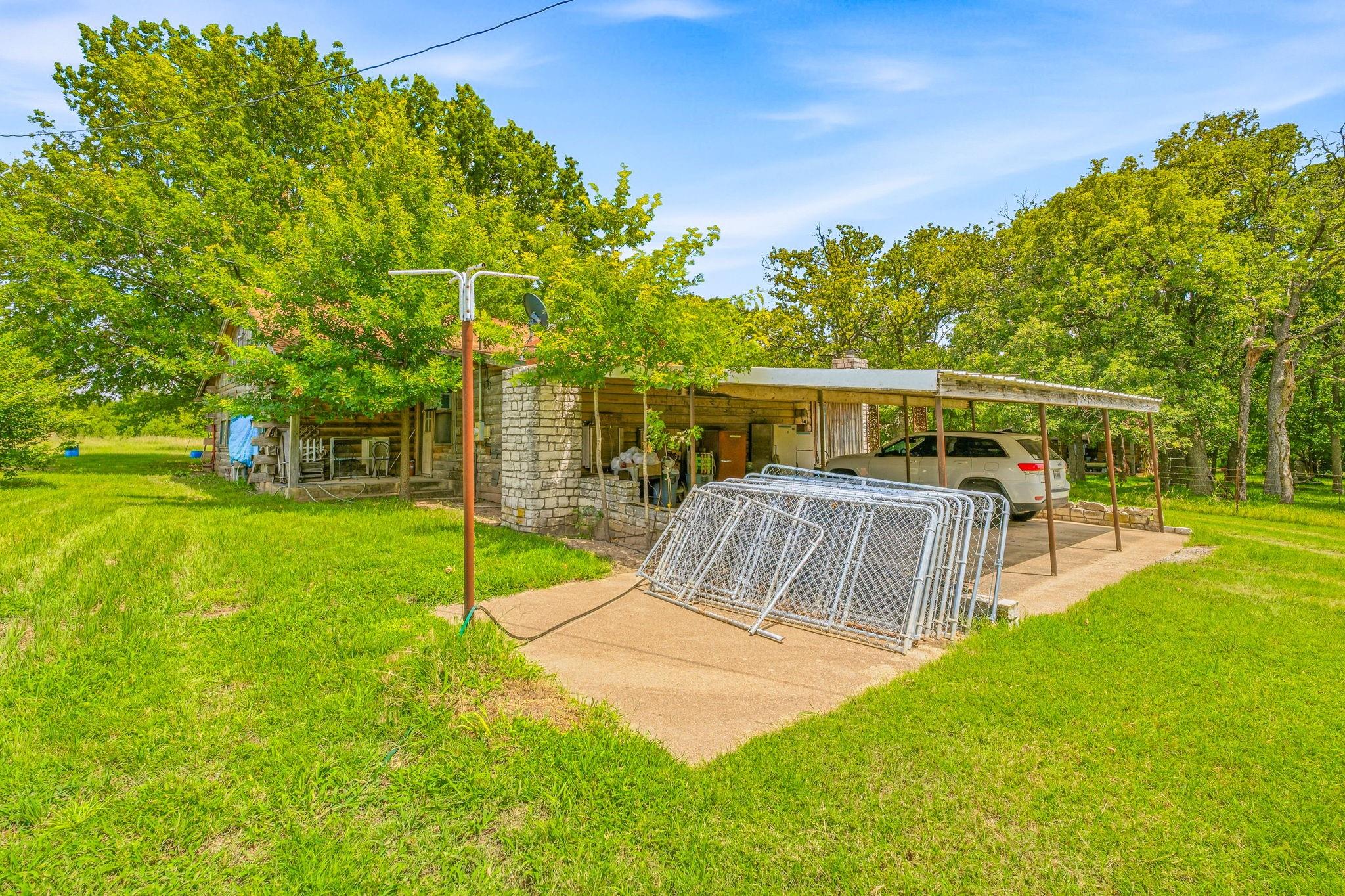 main property photo 13