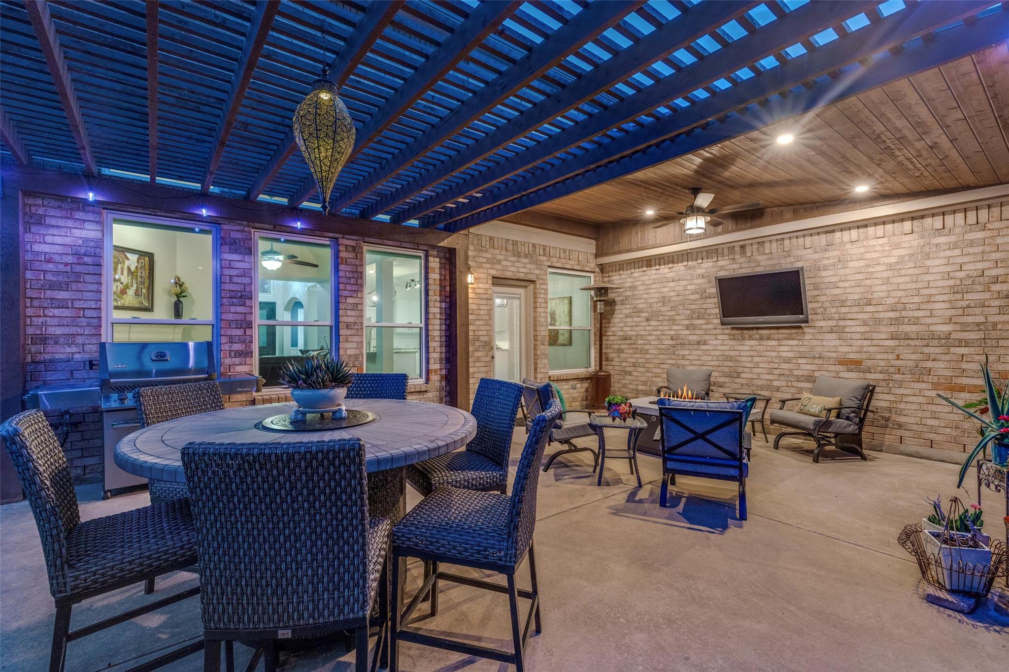main property photo 29
