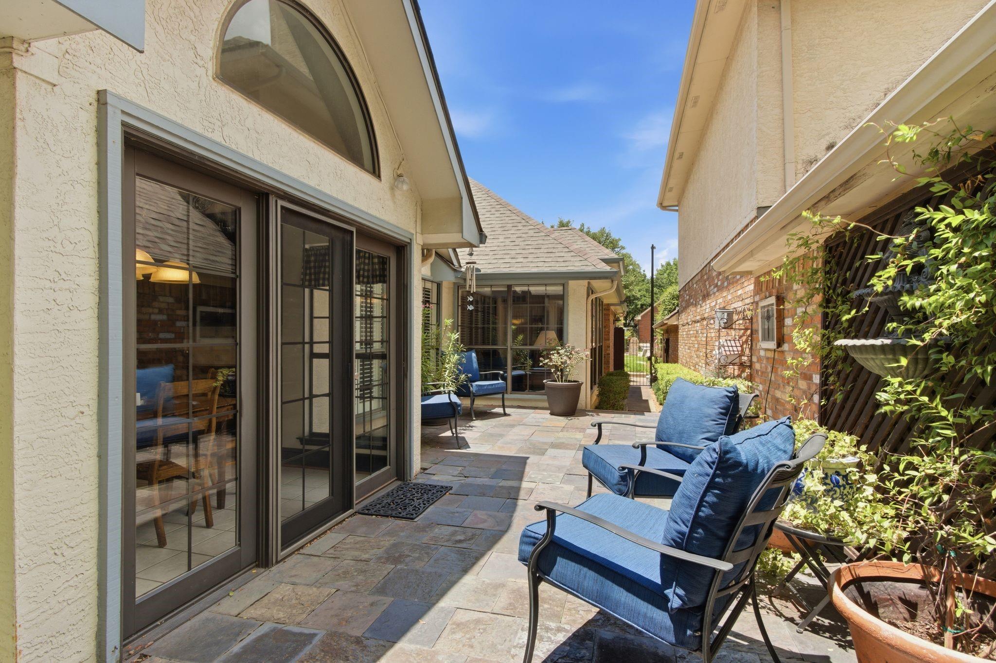 main property photo 33