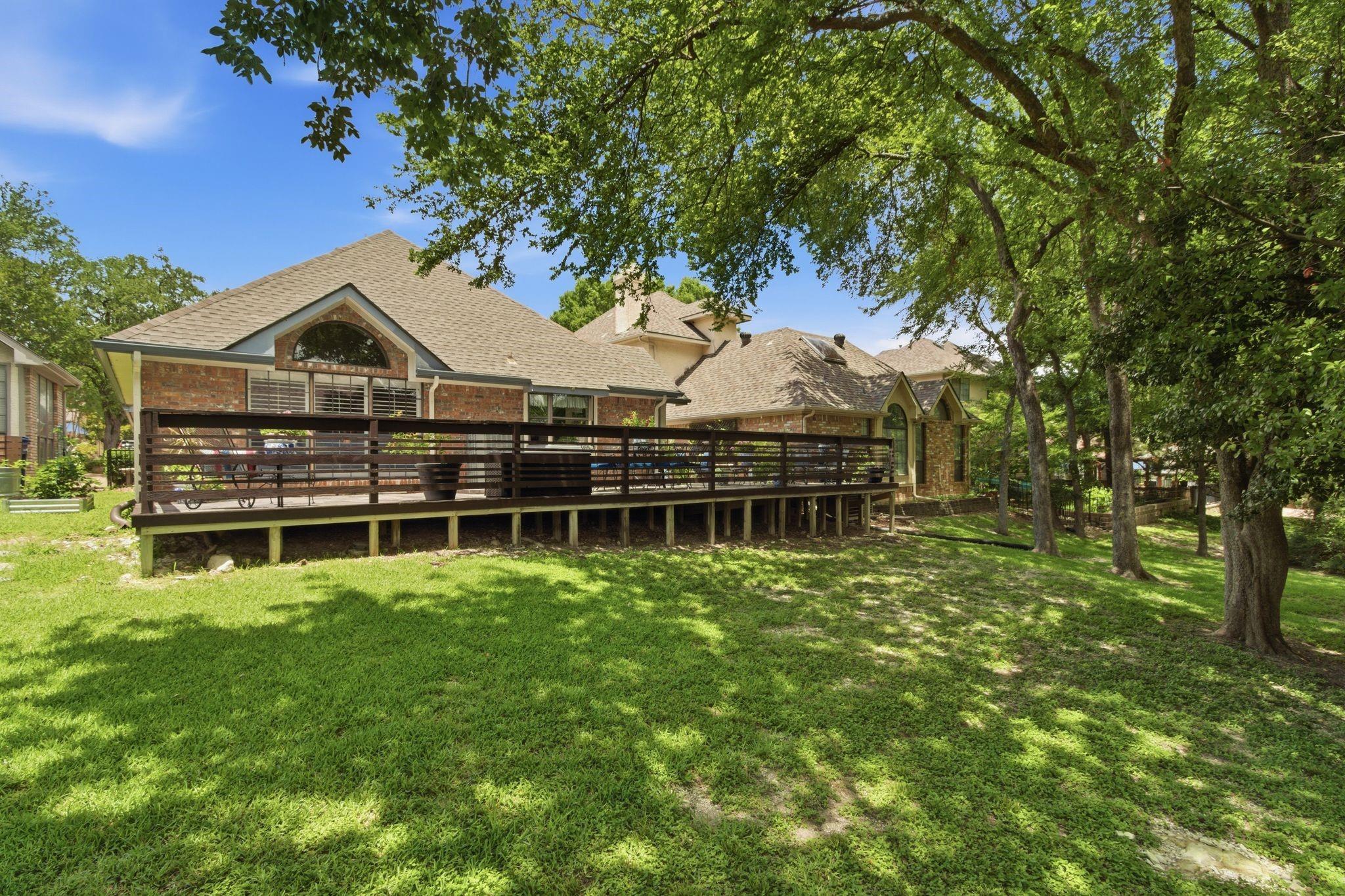 main property photo 6