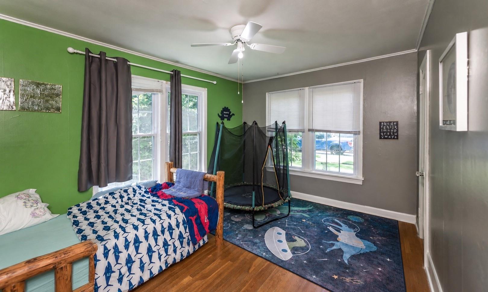 main property photo 14