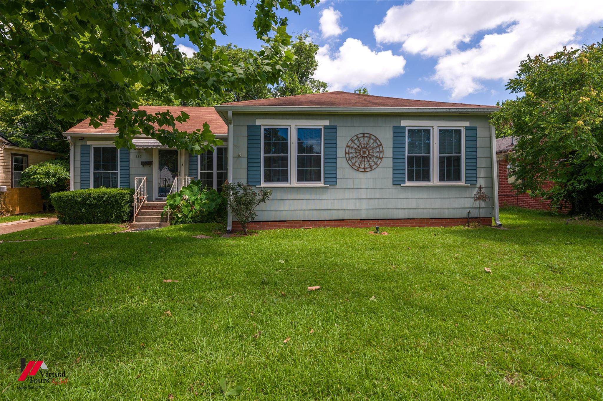 main property photo 22
