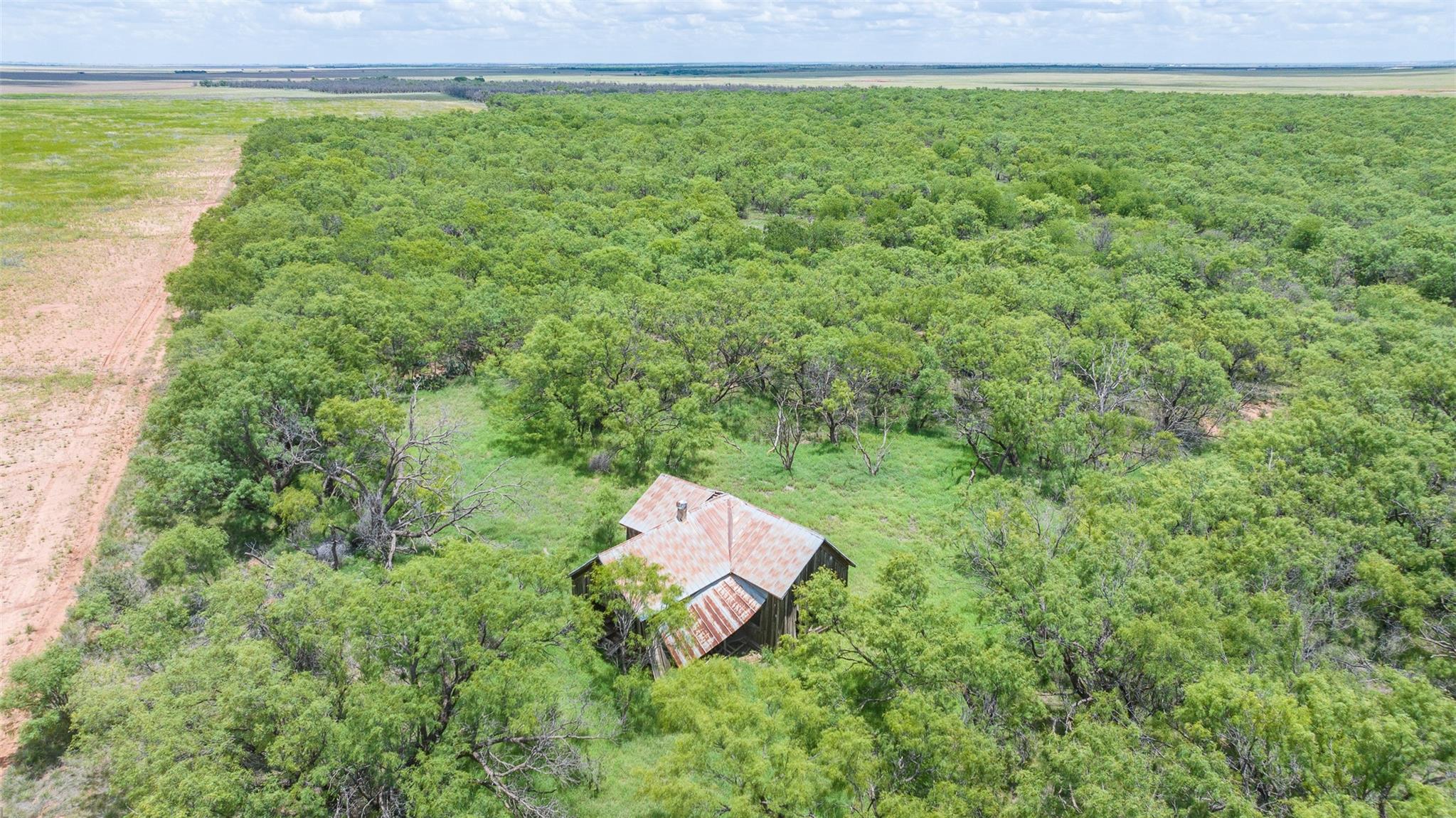 main property photo 20