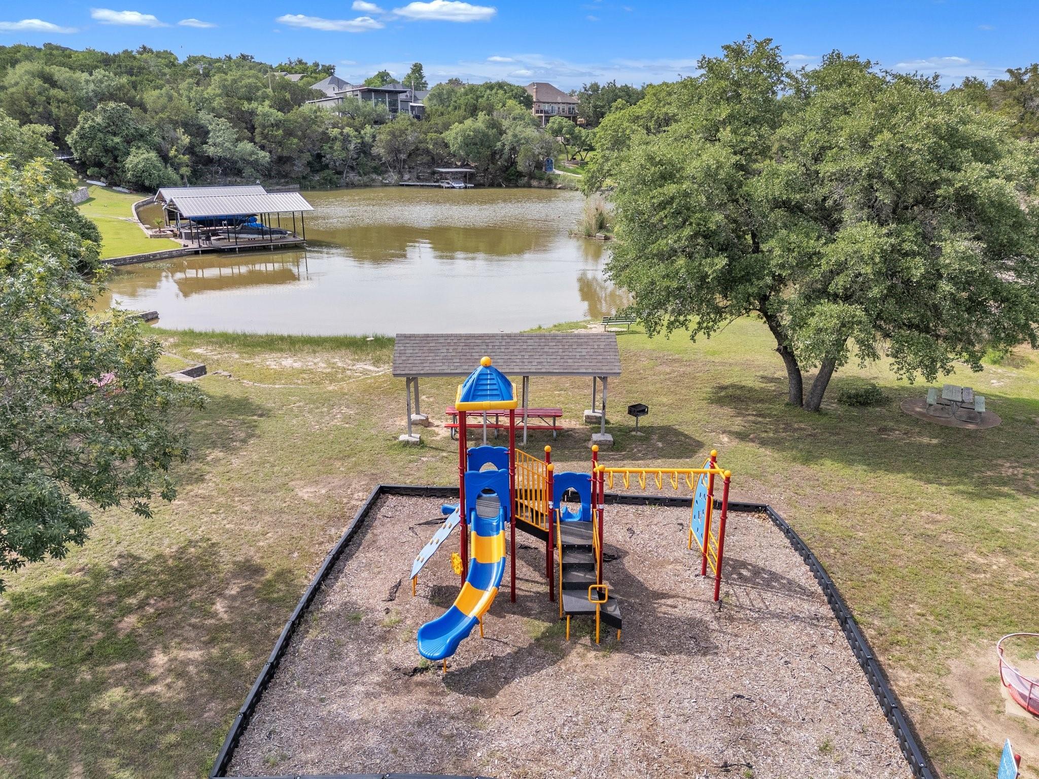 main property photo 23
