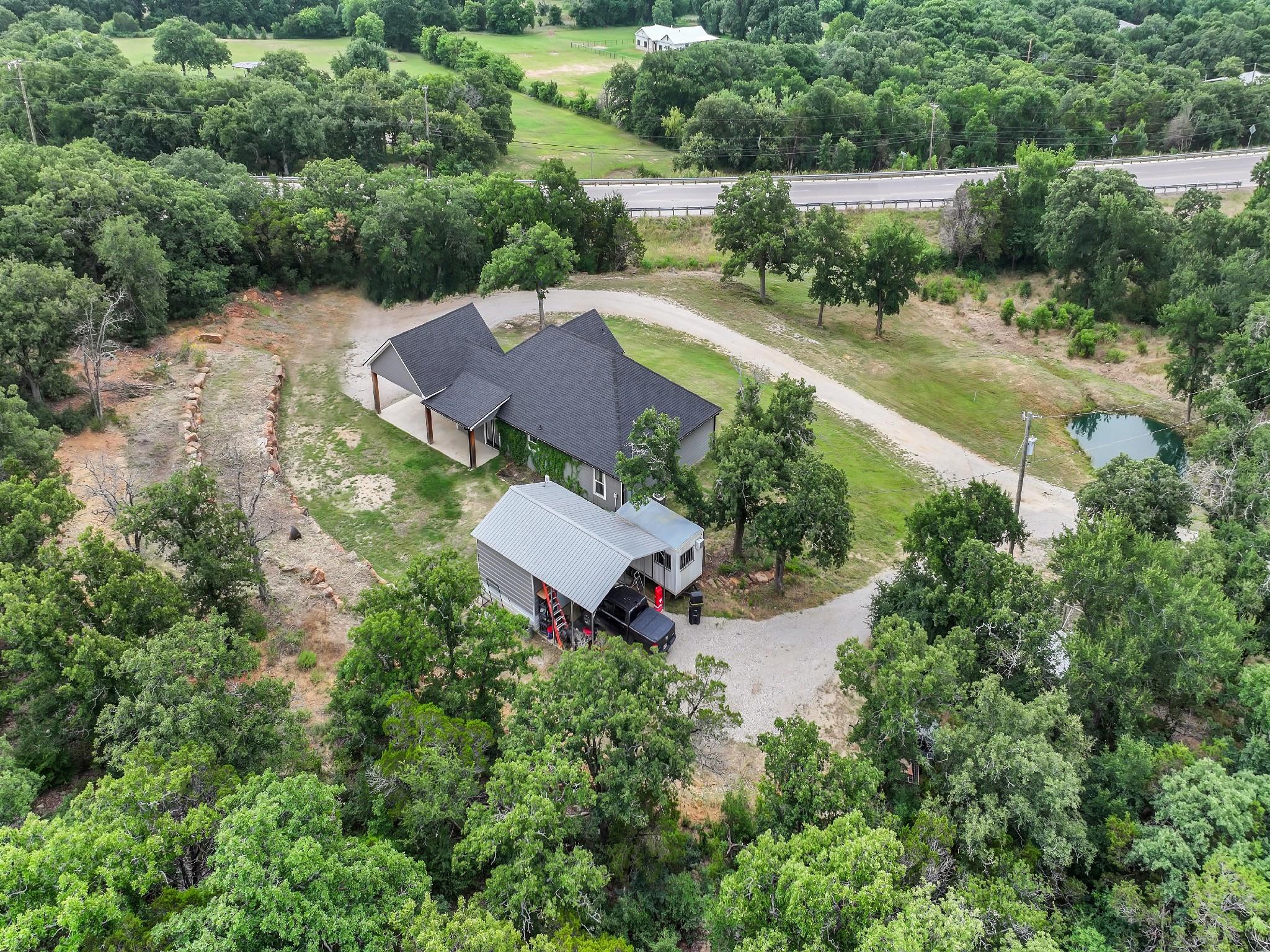 main property photo 31