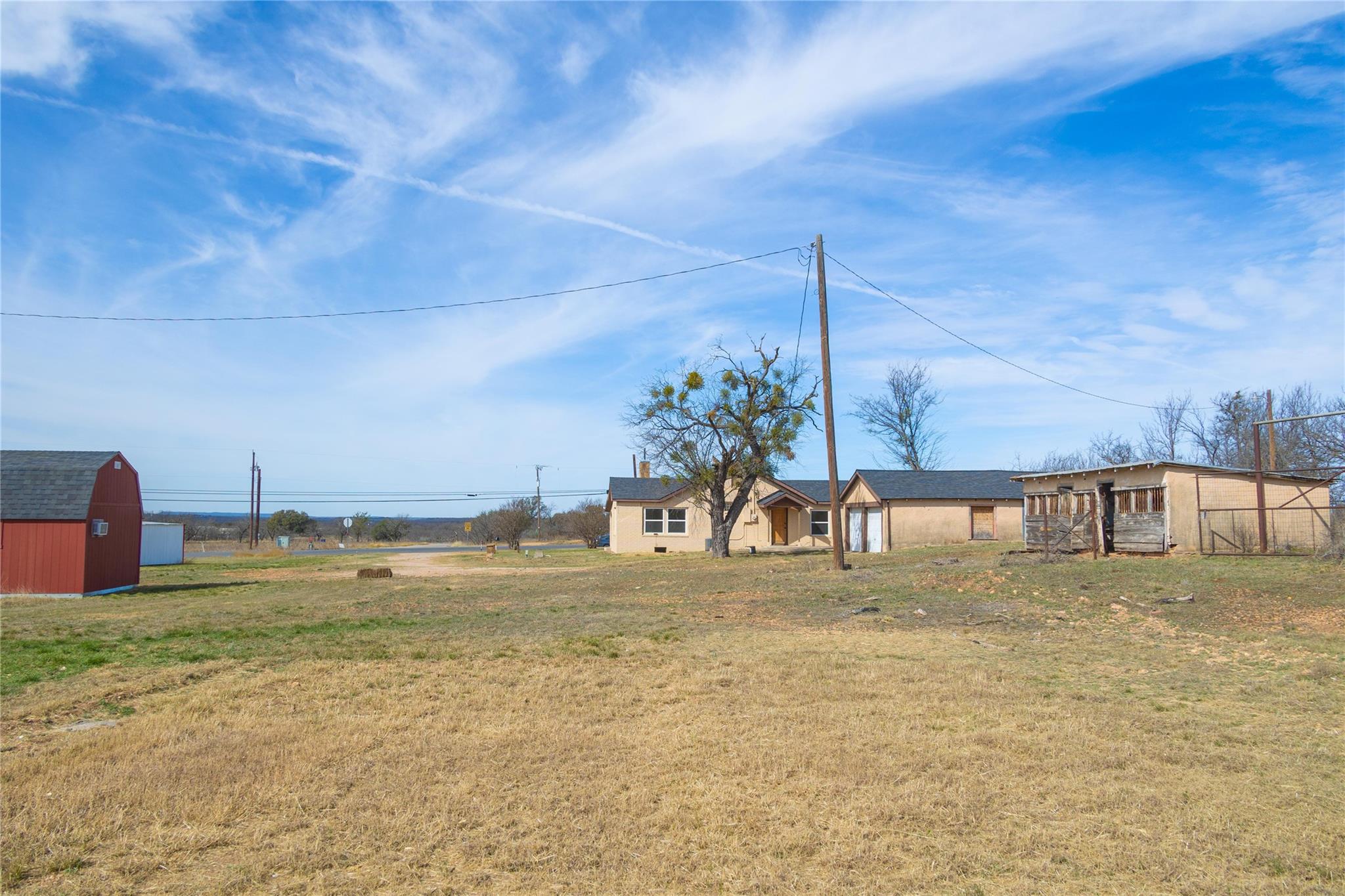 main property photo 23