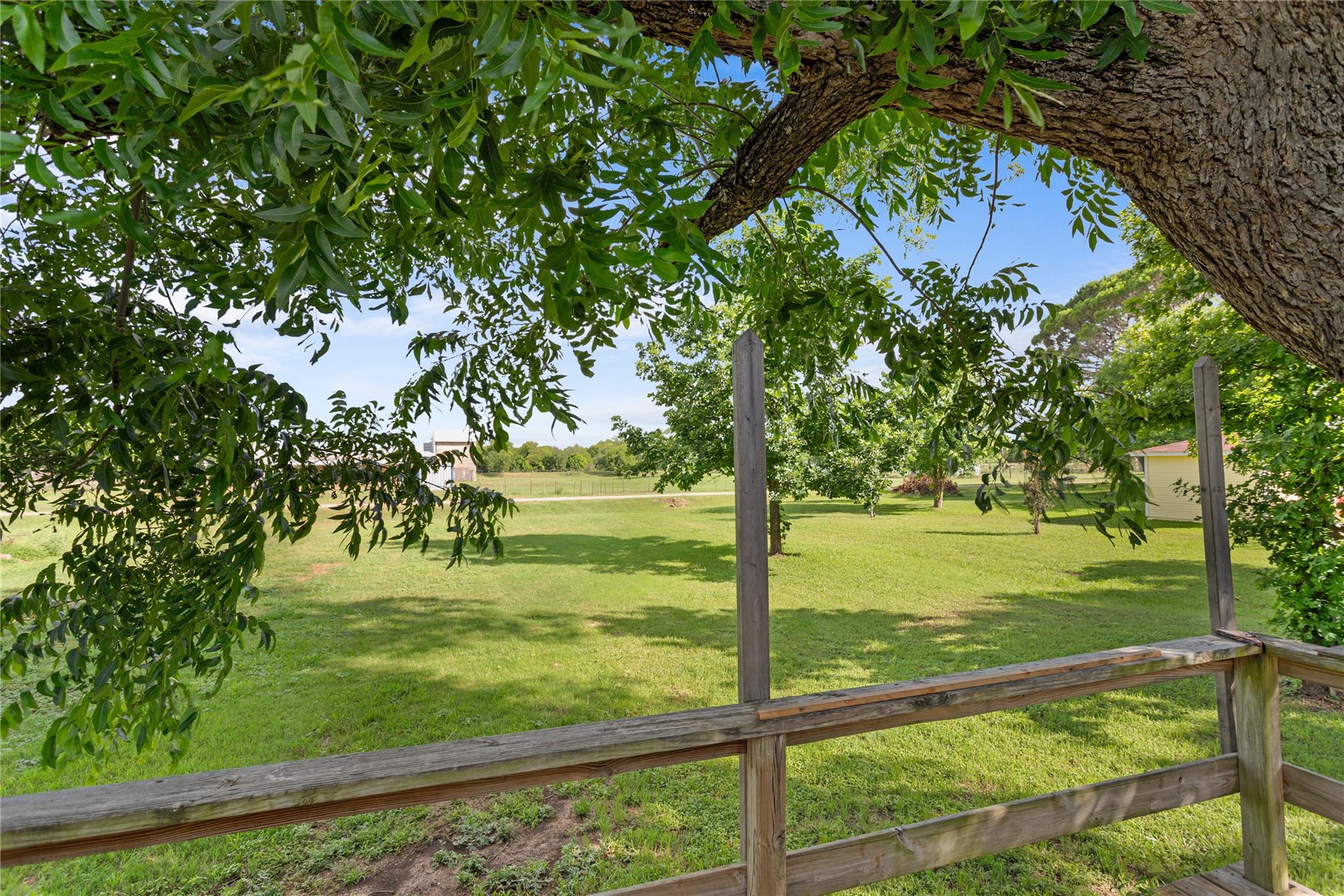 main property photo 15