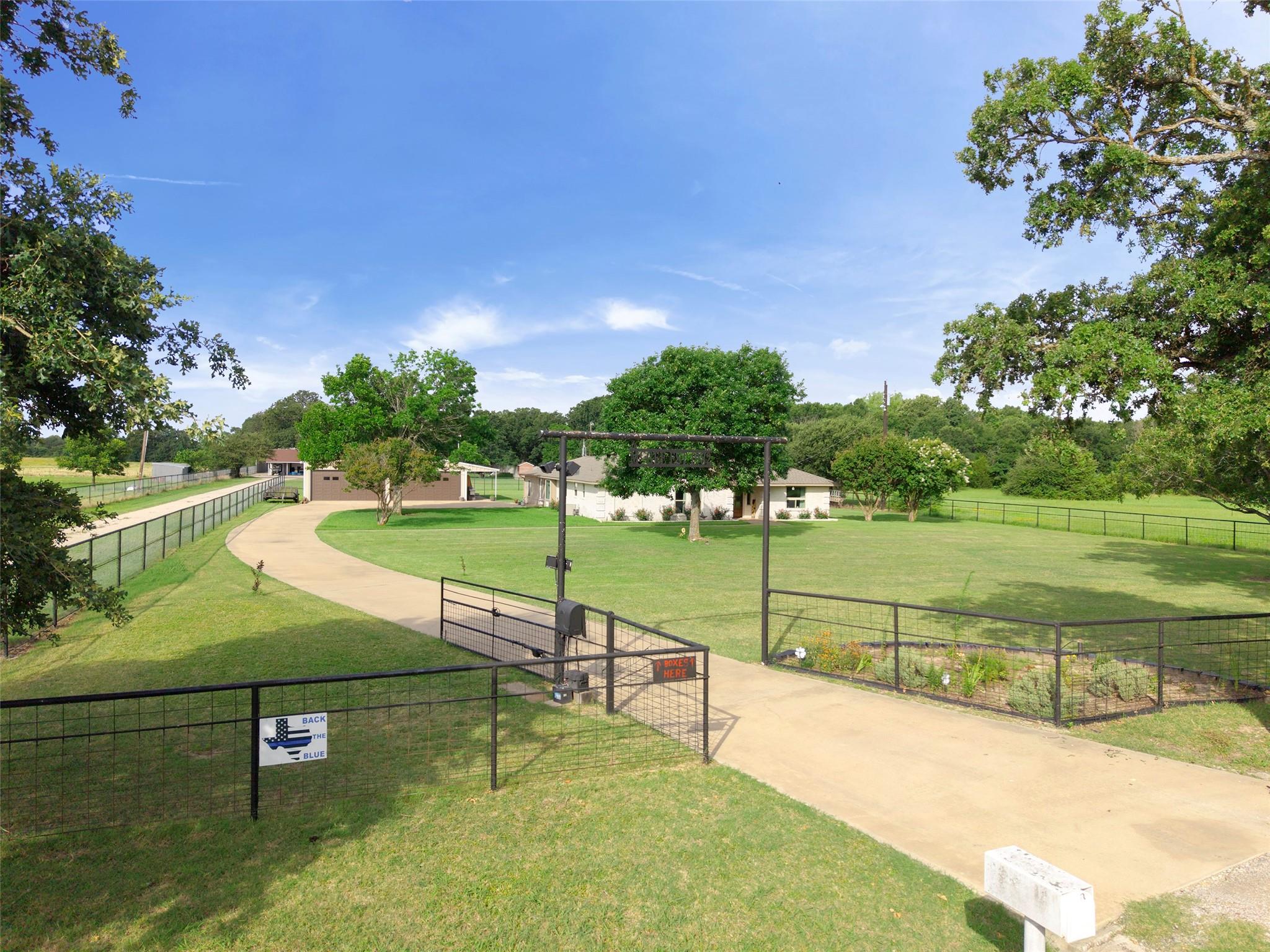 main property photo 21