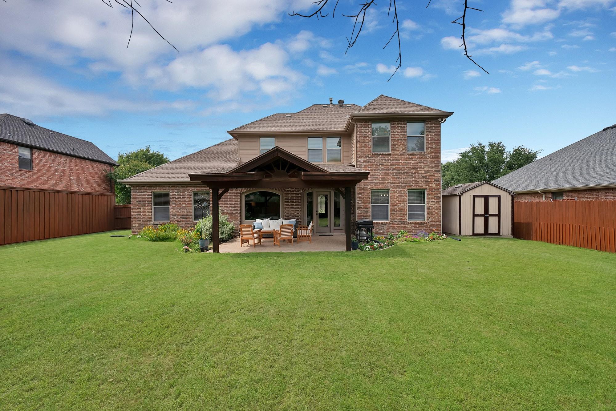 main property photo 25