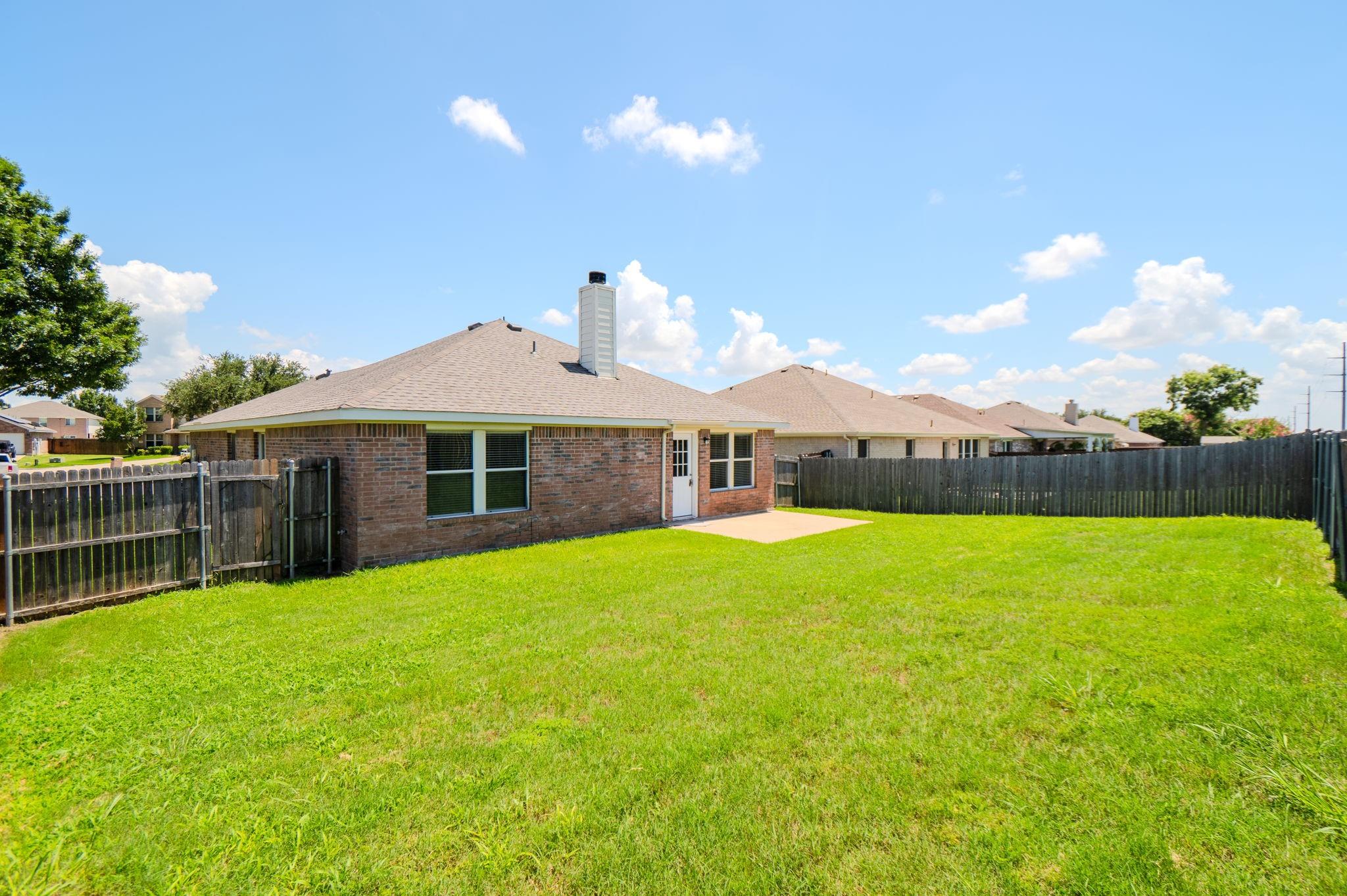 main property photo 22