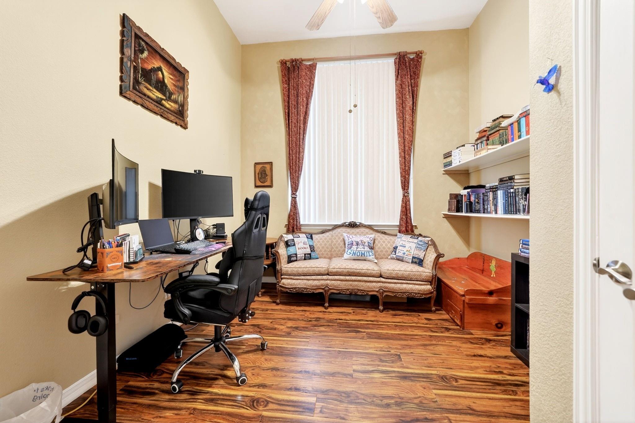main property photo 12