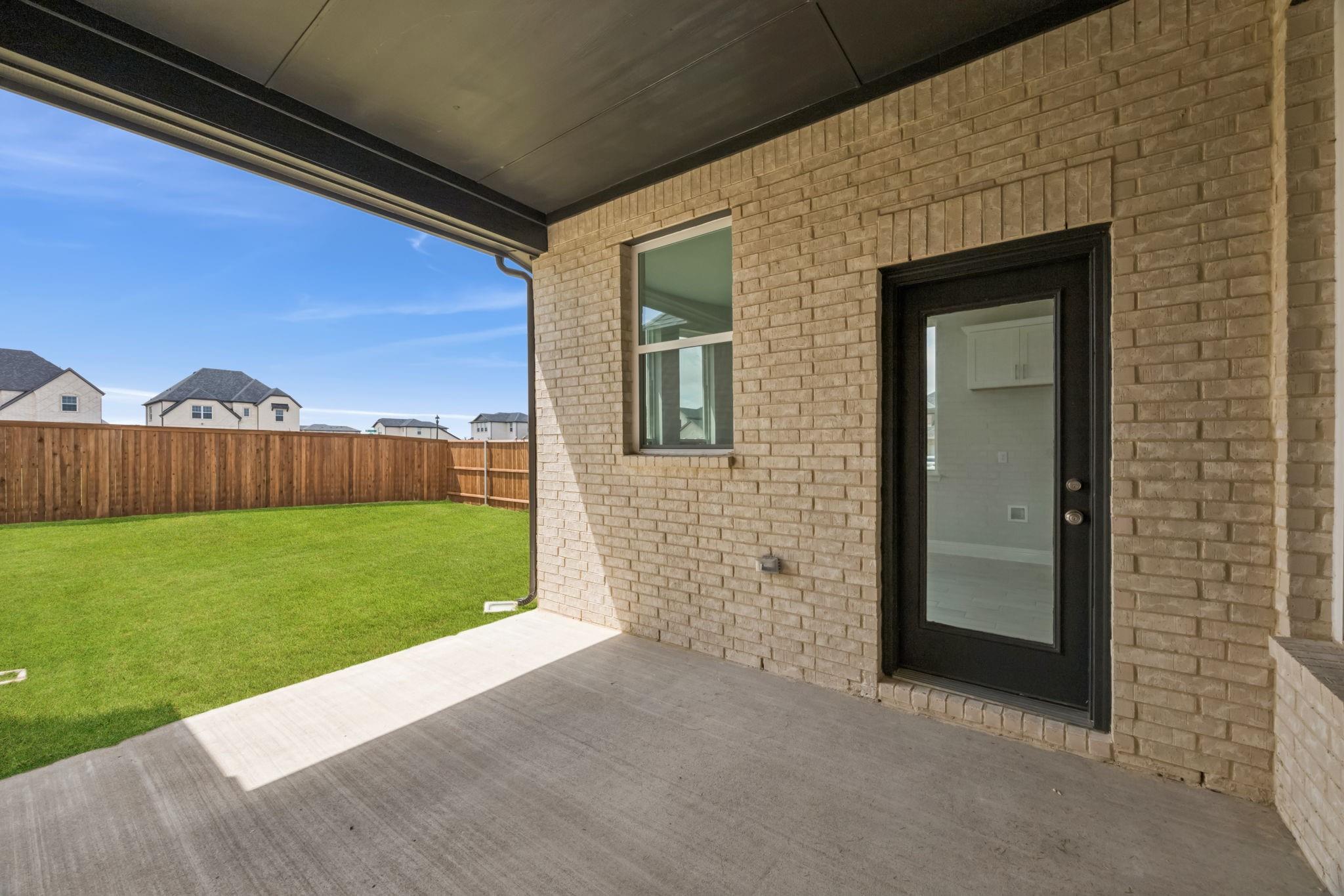 main property photo 19