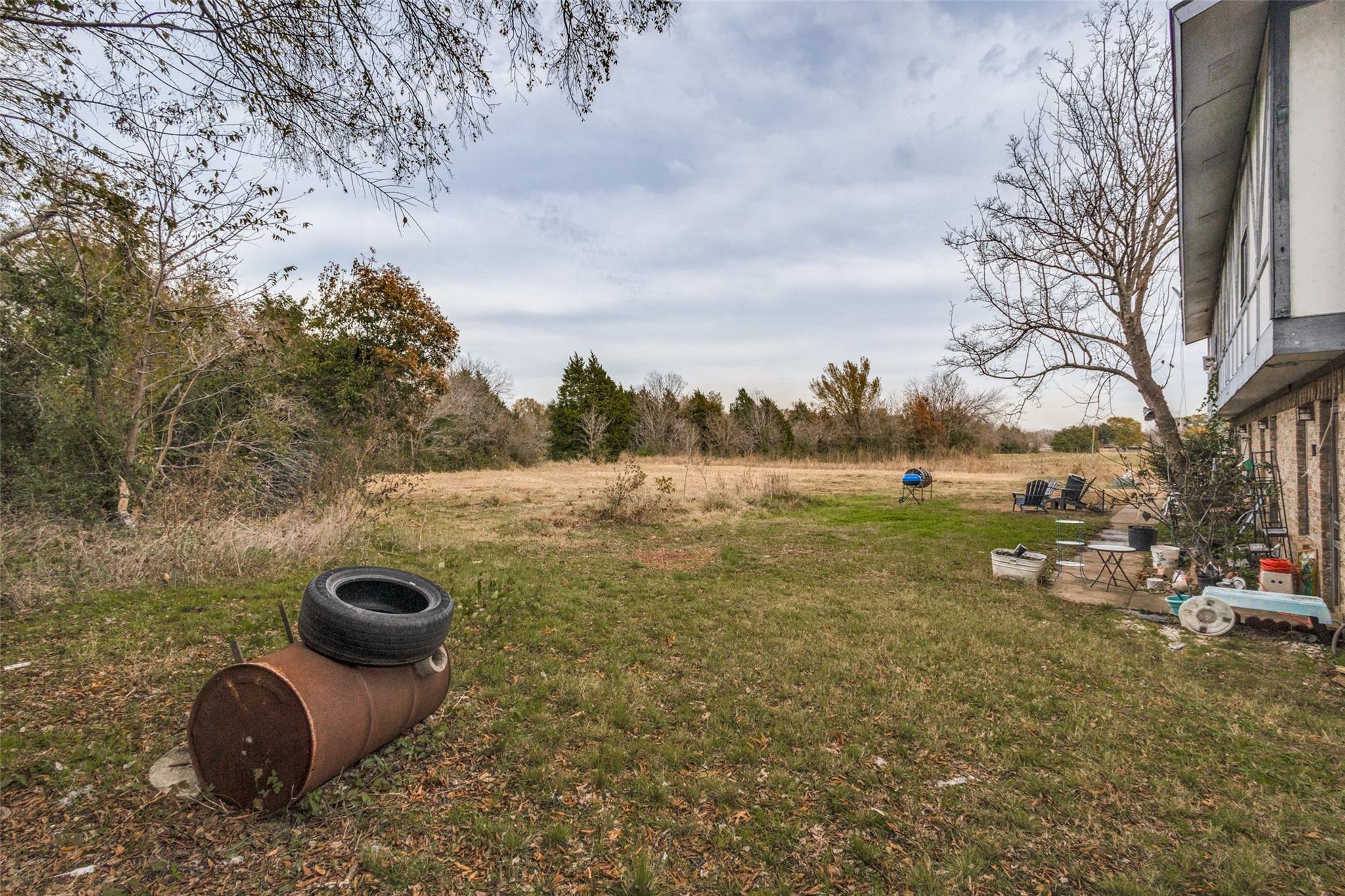 main property photo 20