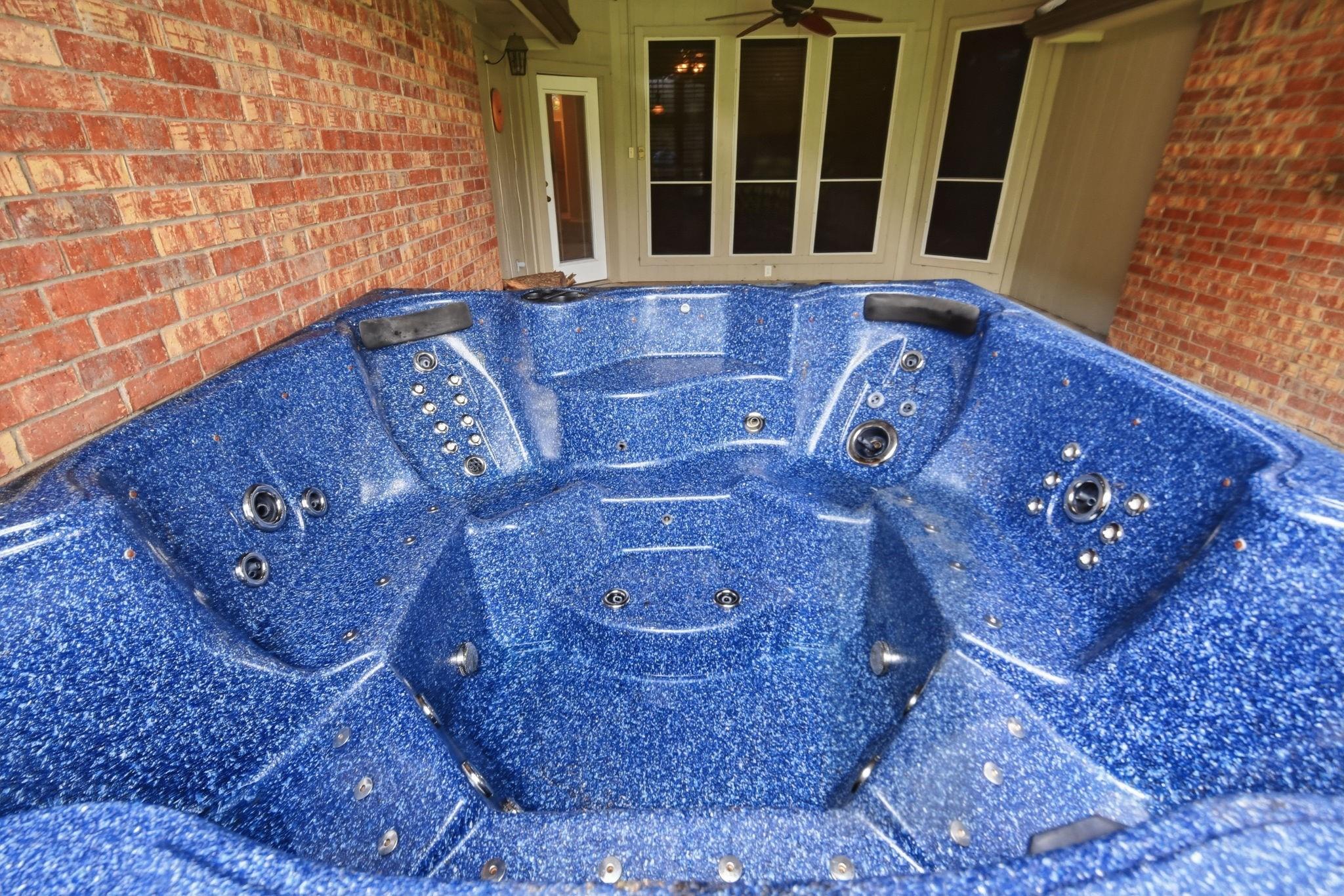 main property photo 20