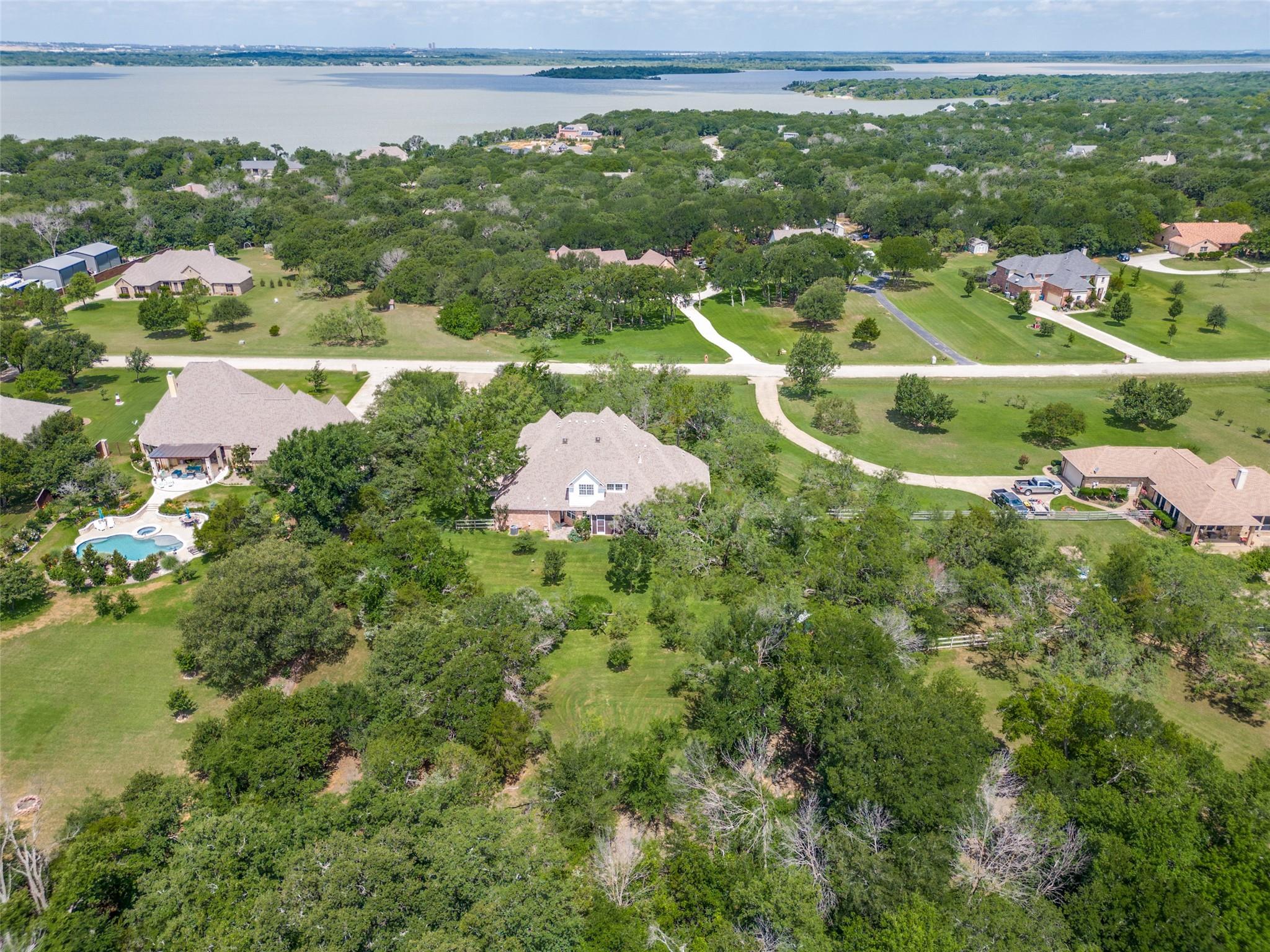 main property photo 37