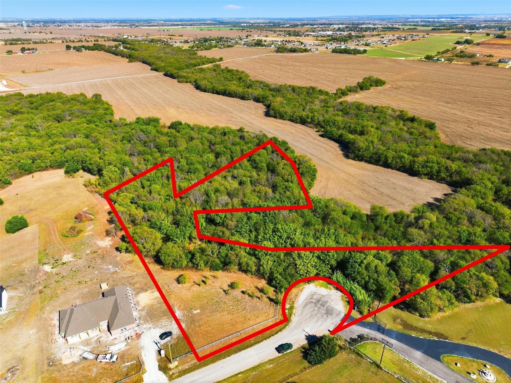 main property photo 23