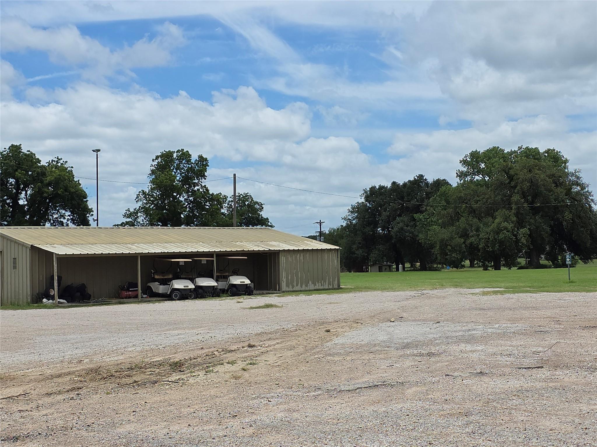 main property photo 24