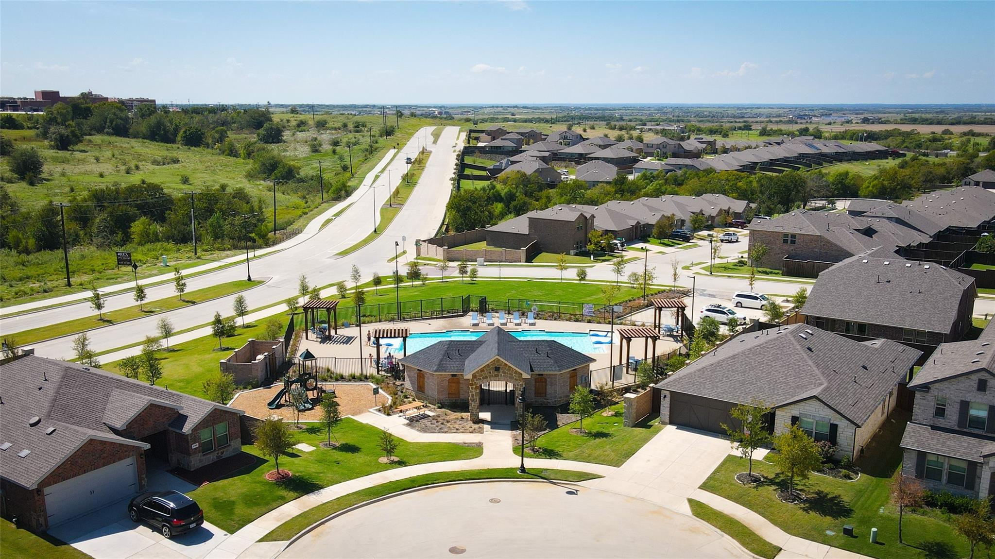 main property photo 19