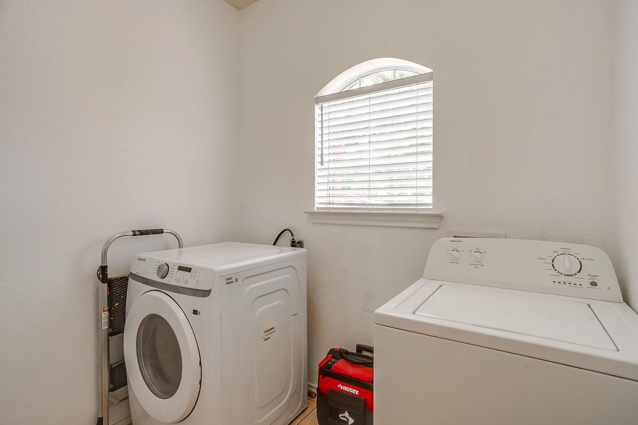 main property photo 11