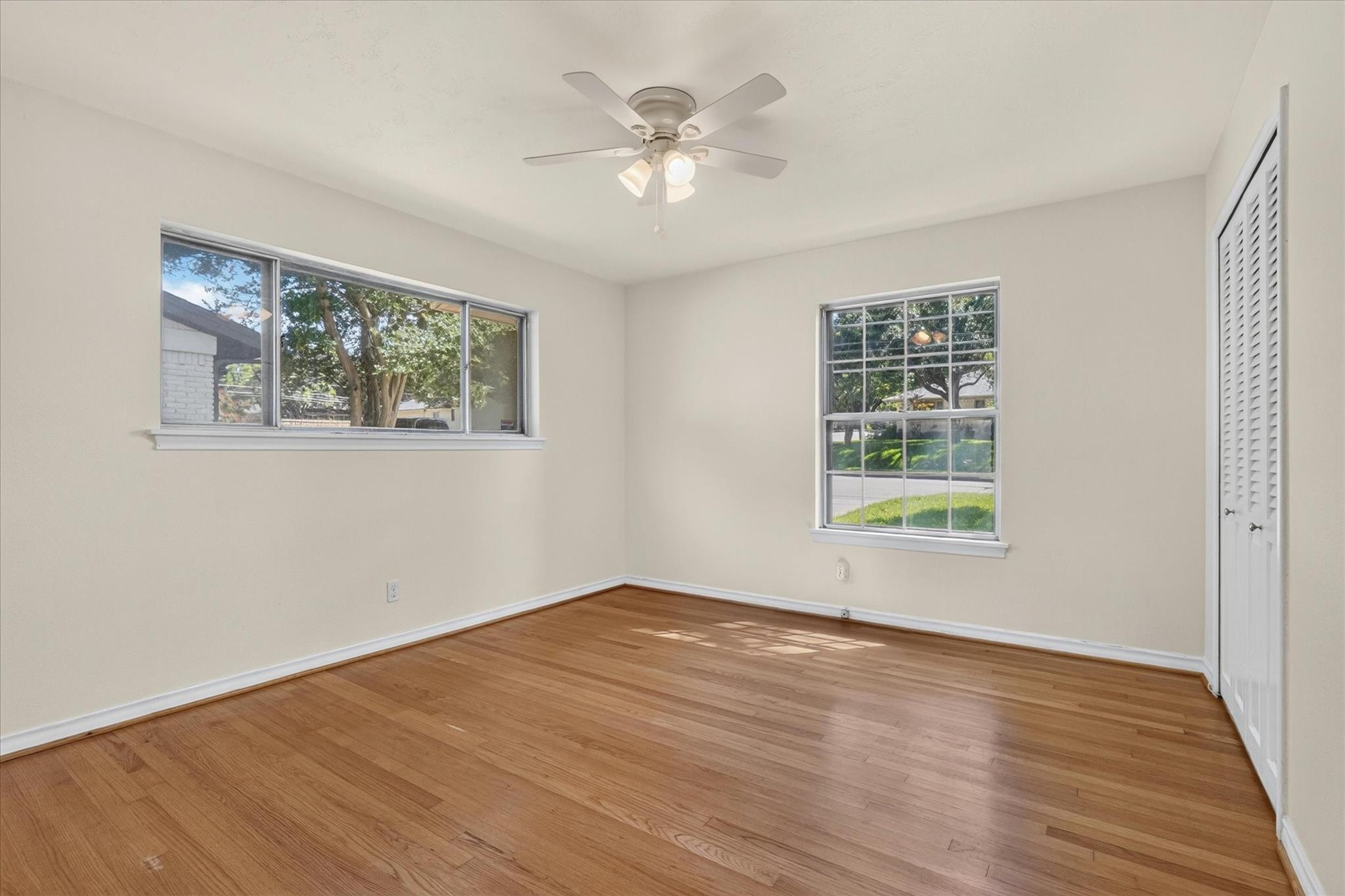 property viewer photo 24