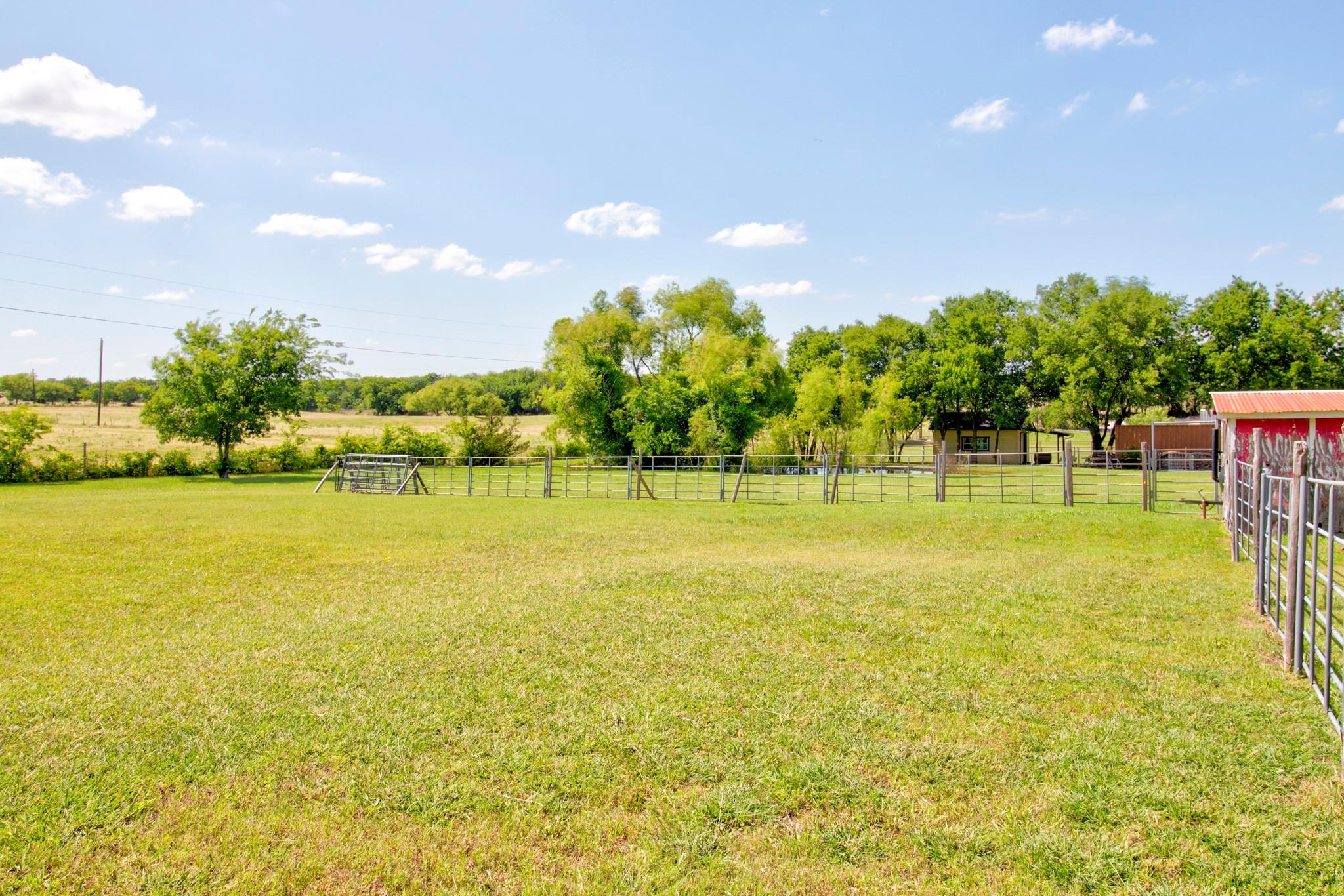 main property photo 30