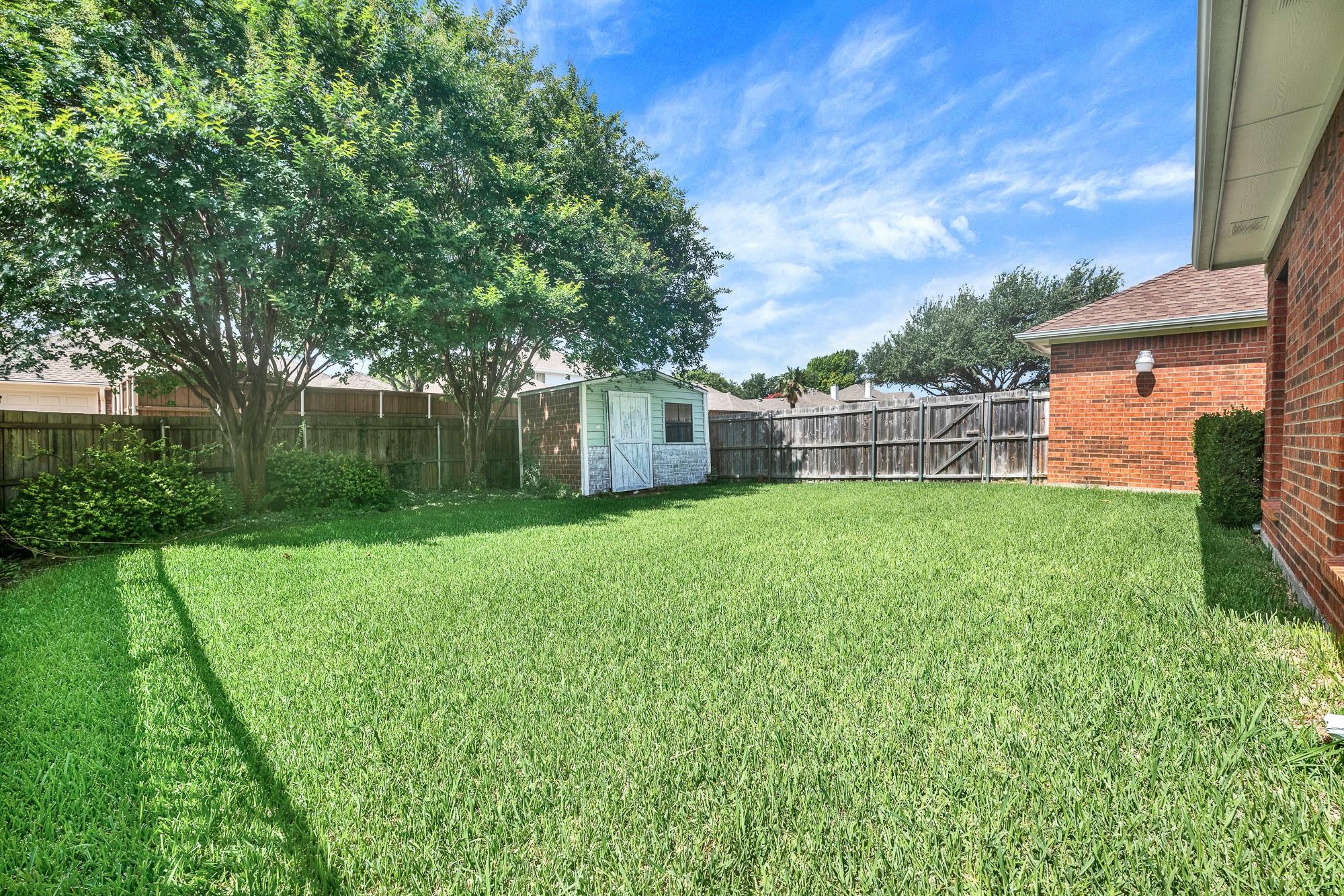 main property photo 25