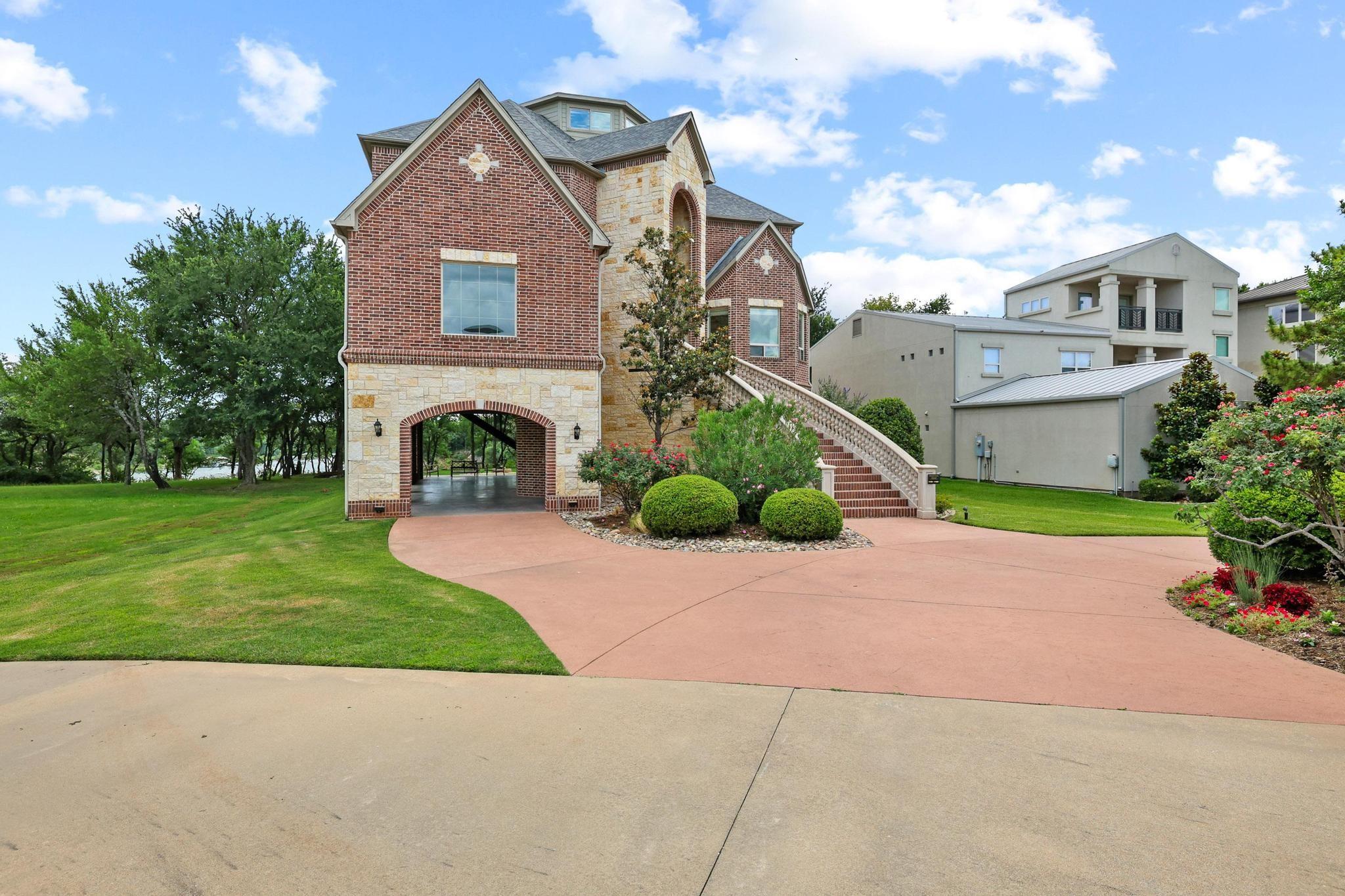 property viewer photo 1