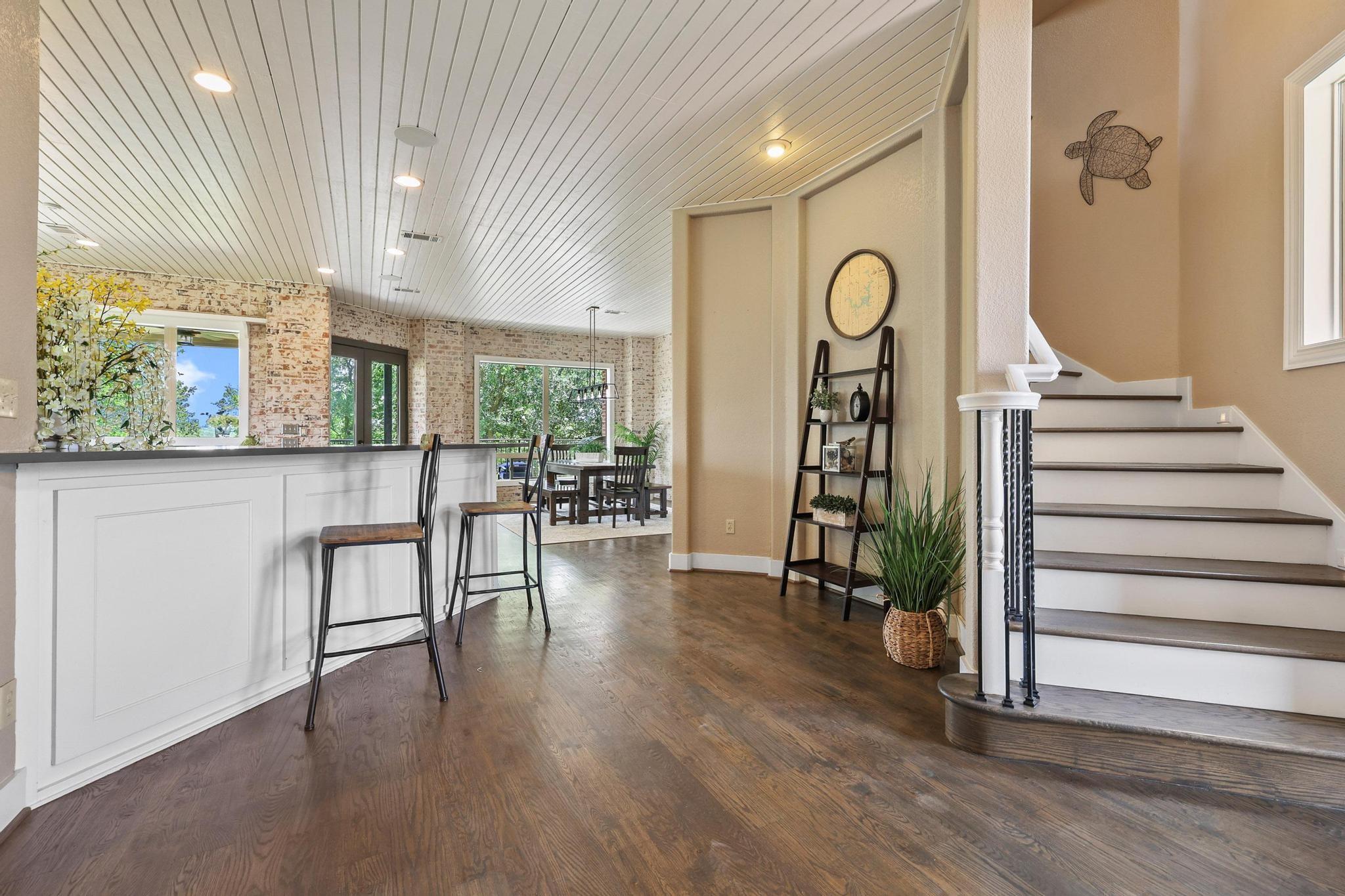 property viewer photo 7