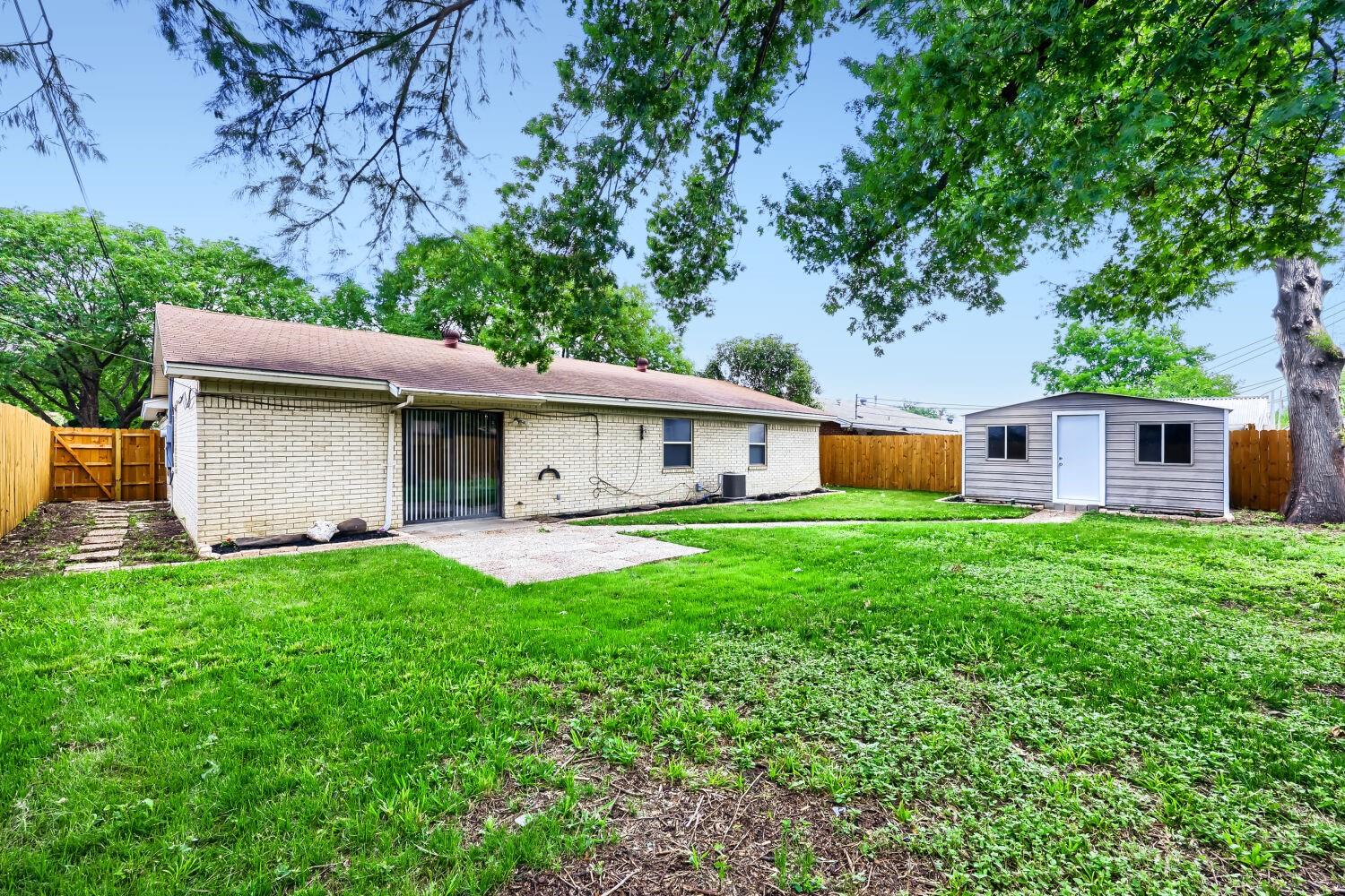 main property photo 23