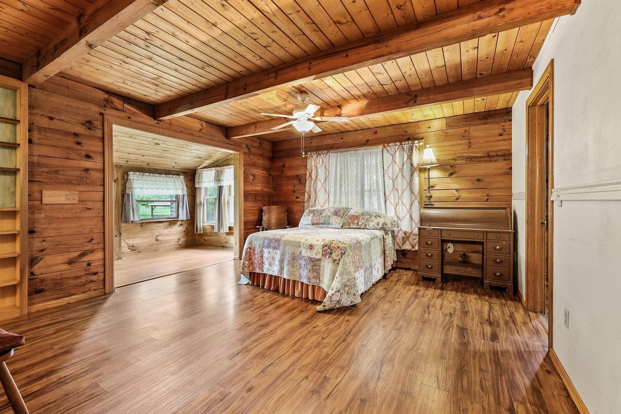 main property photo 18