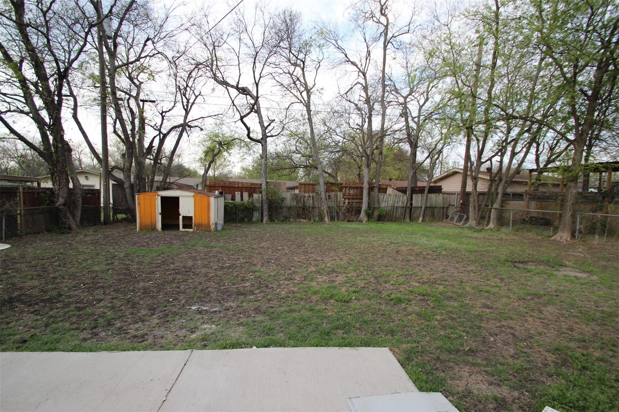 main property photo 34