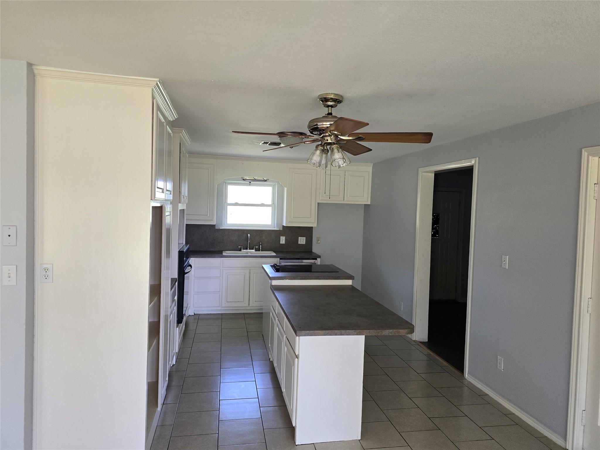property viewer photo 4