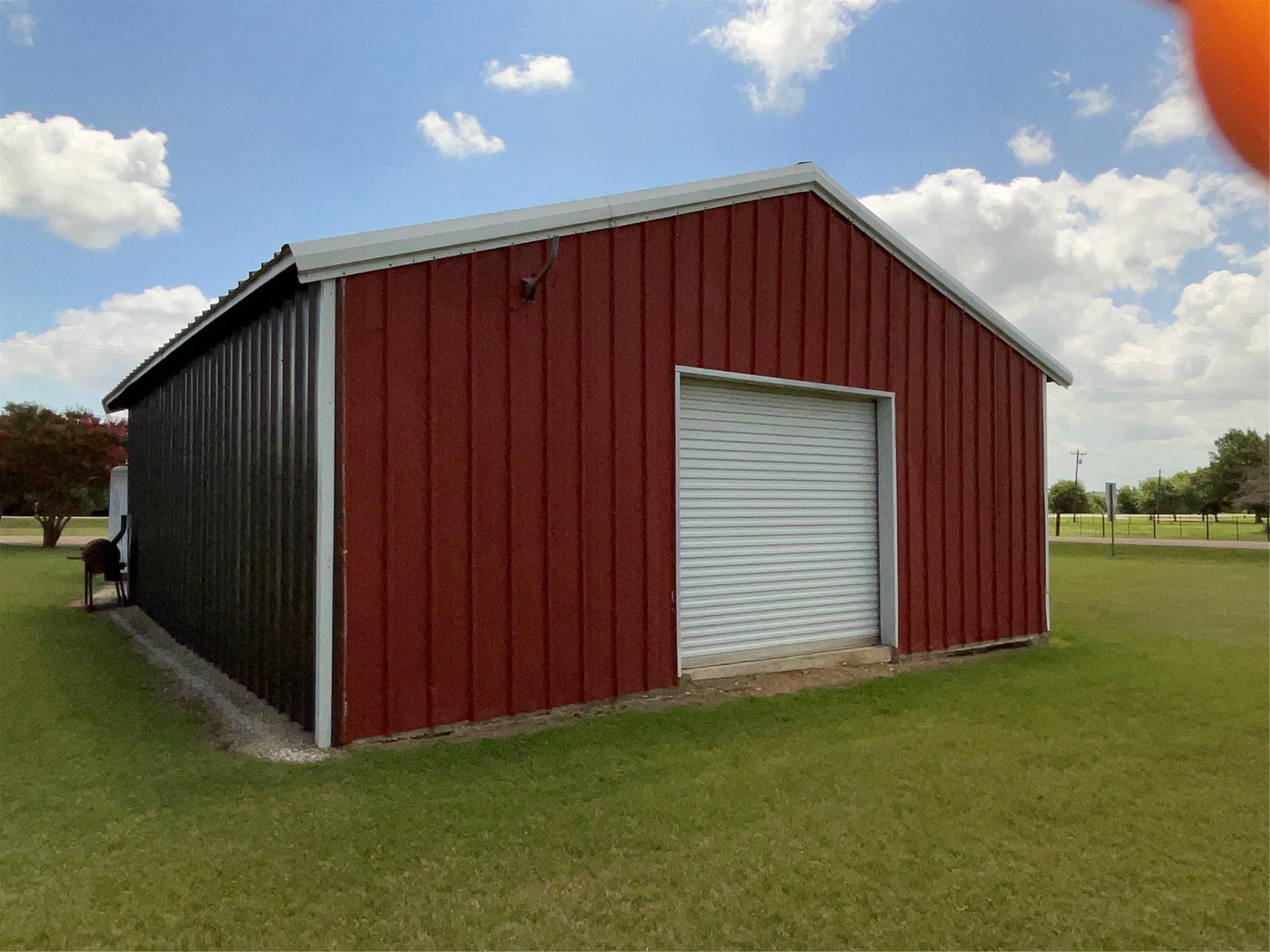 main property photo 8