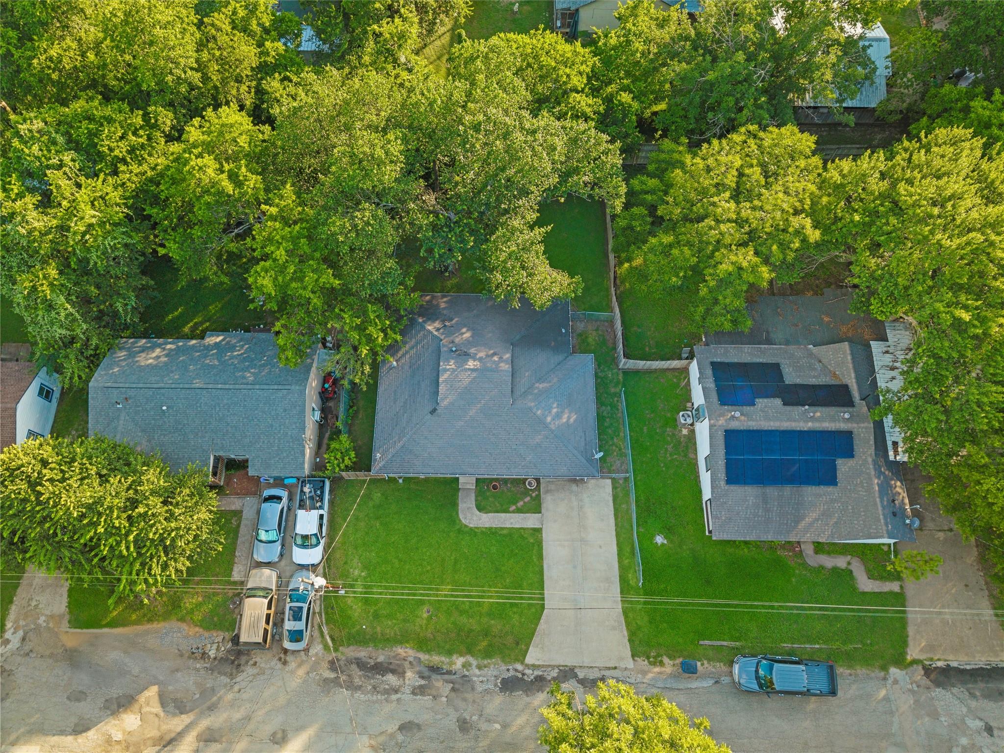 main property photo 34