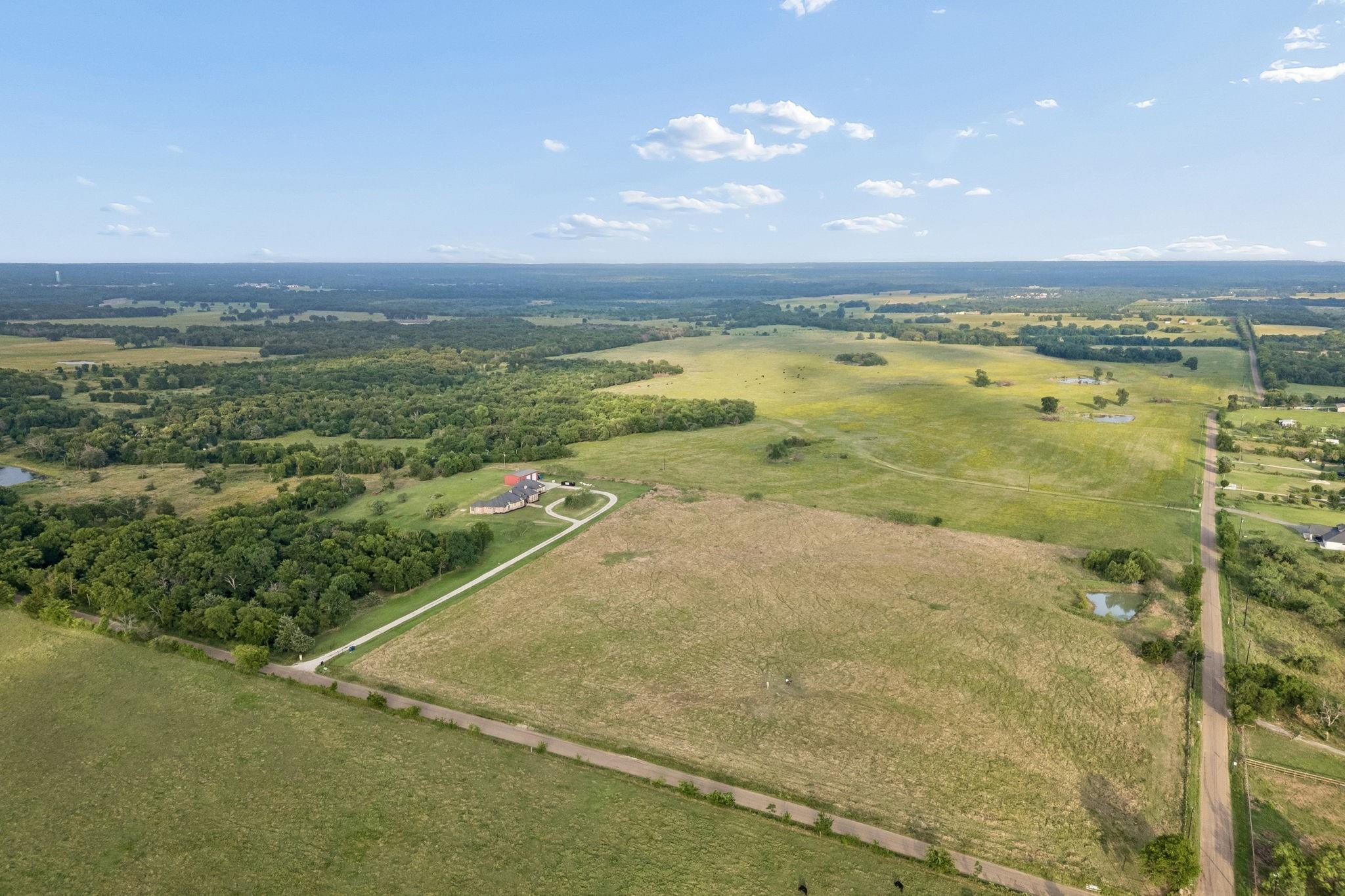 main property photo 37