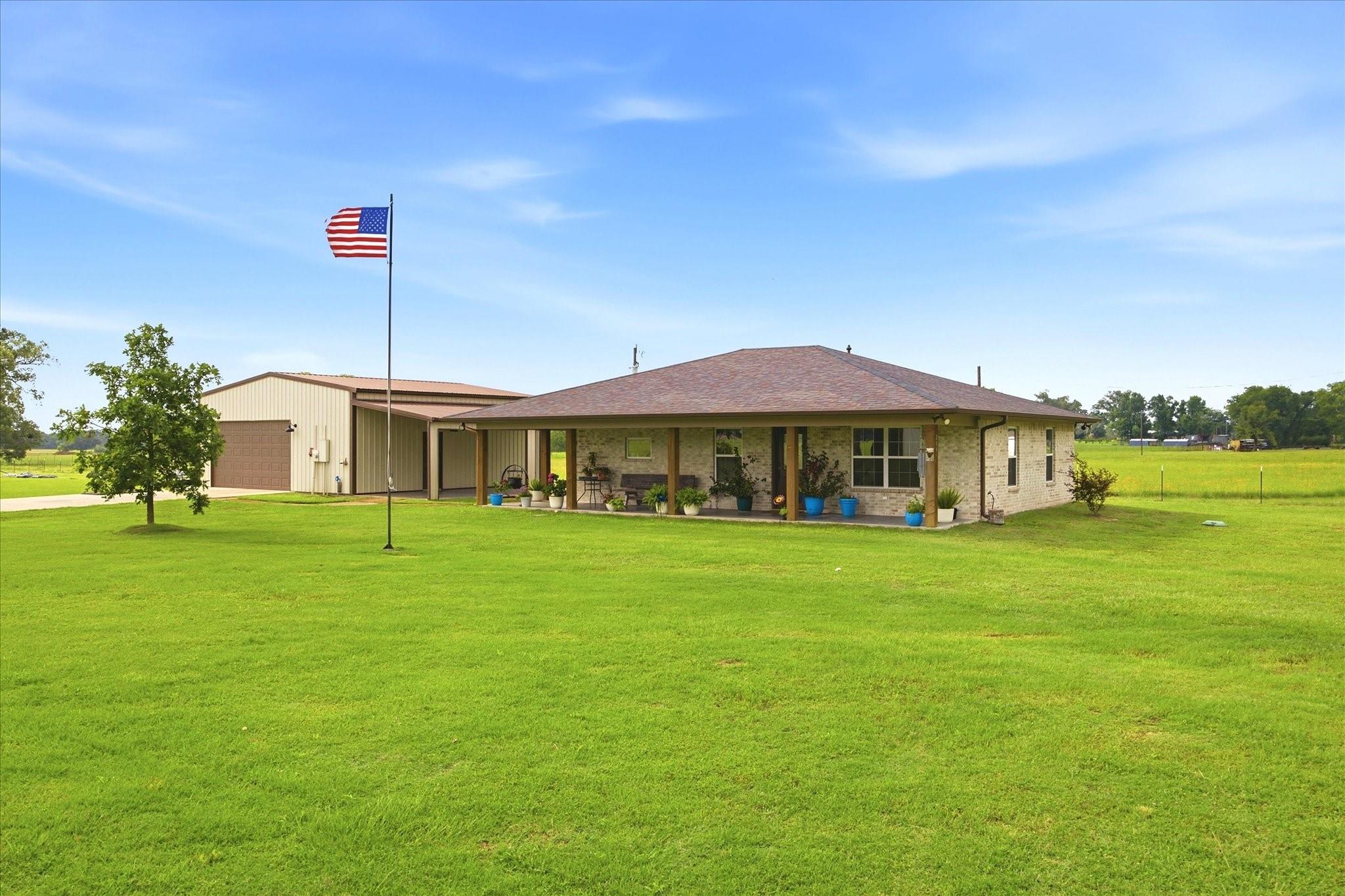 main property photo 33