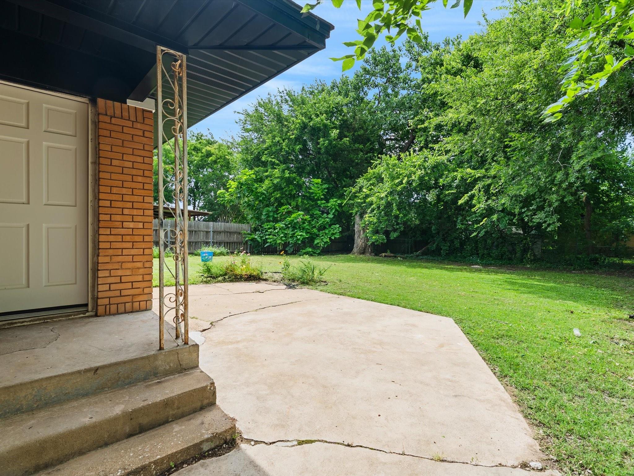main property photo 22