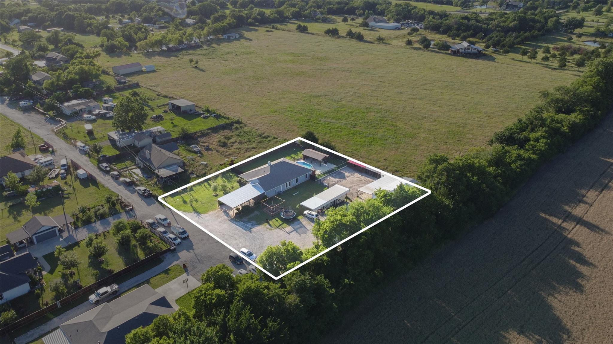 main property photo 38