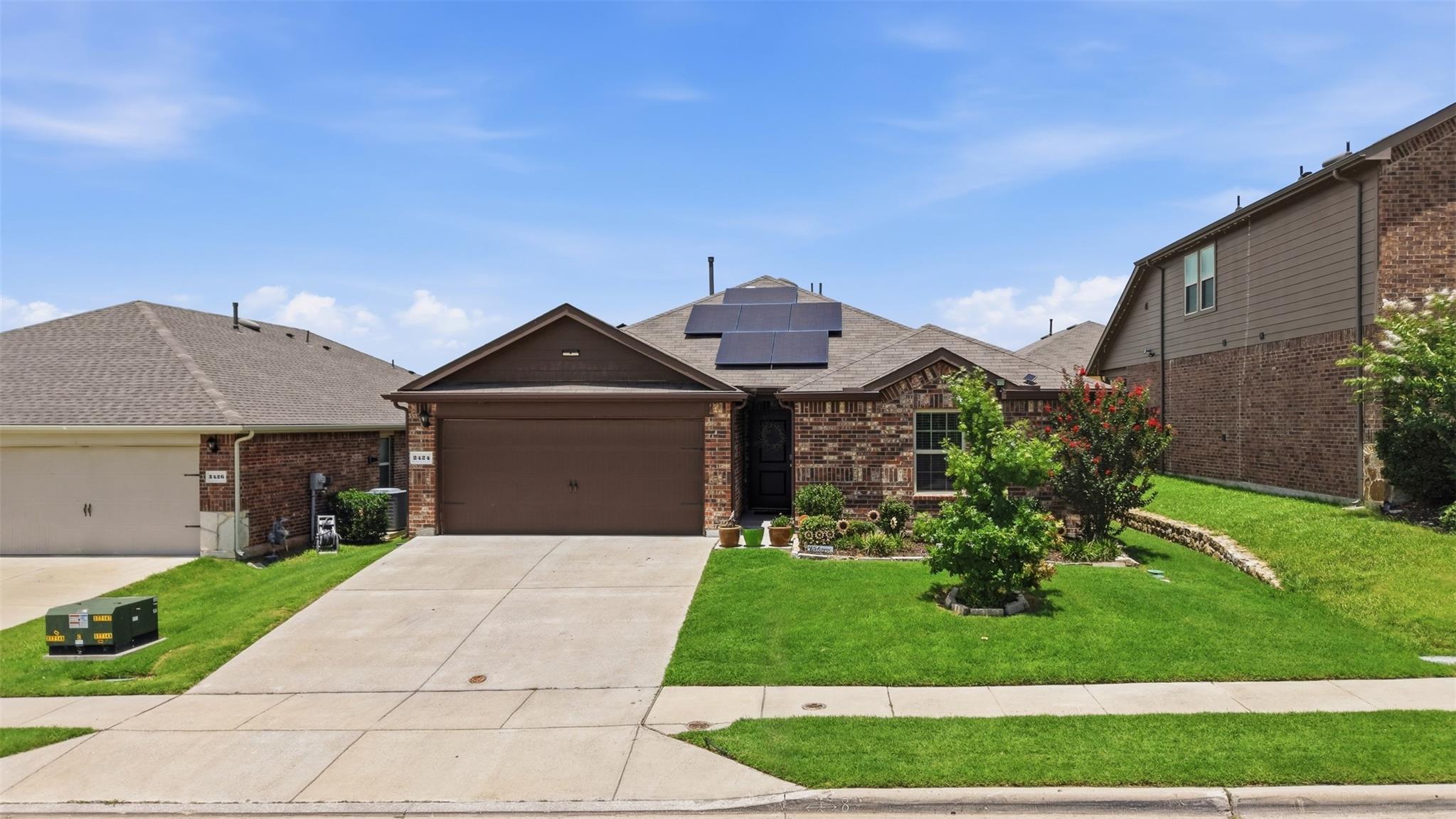 main property photo 30