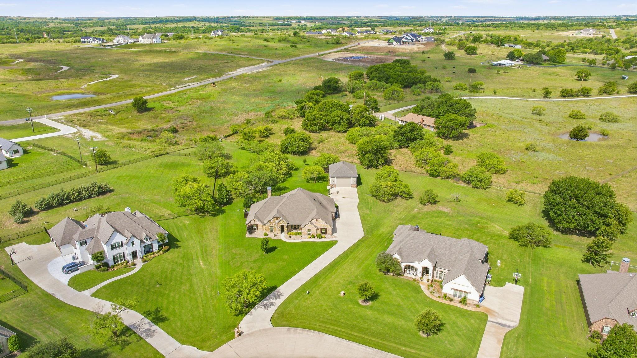 main property photo 35