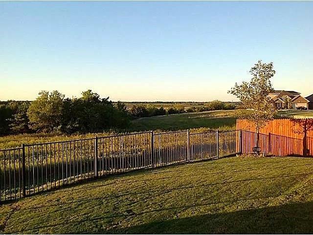 main property photo 34