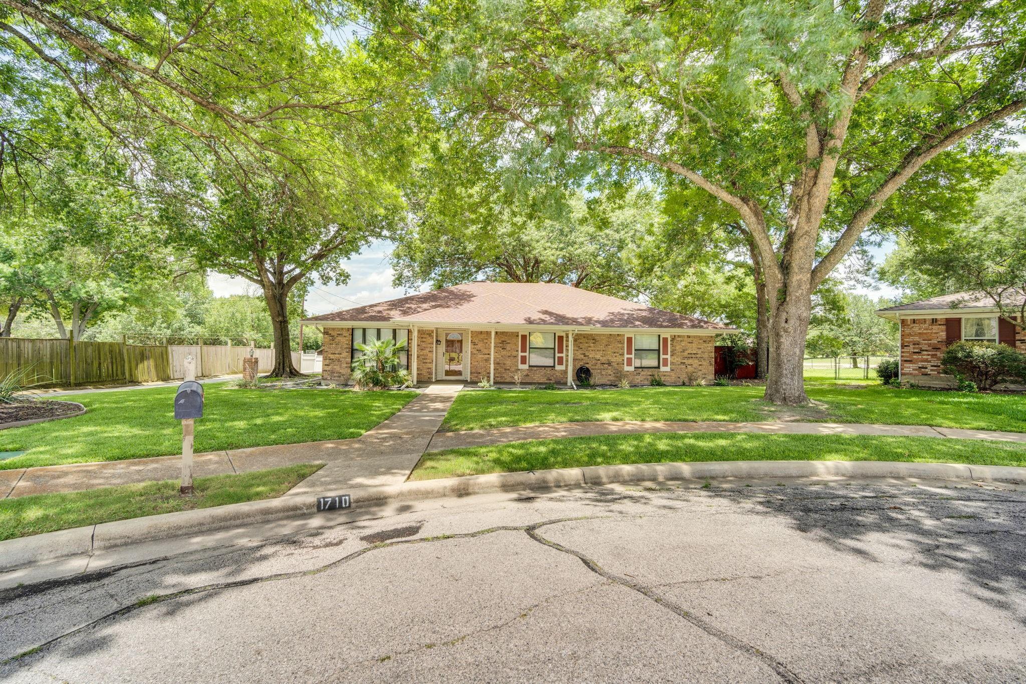 main property photo 2