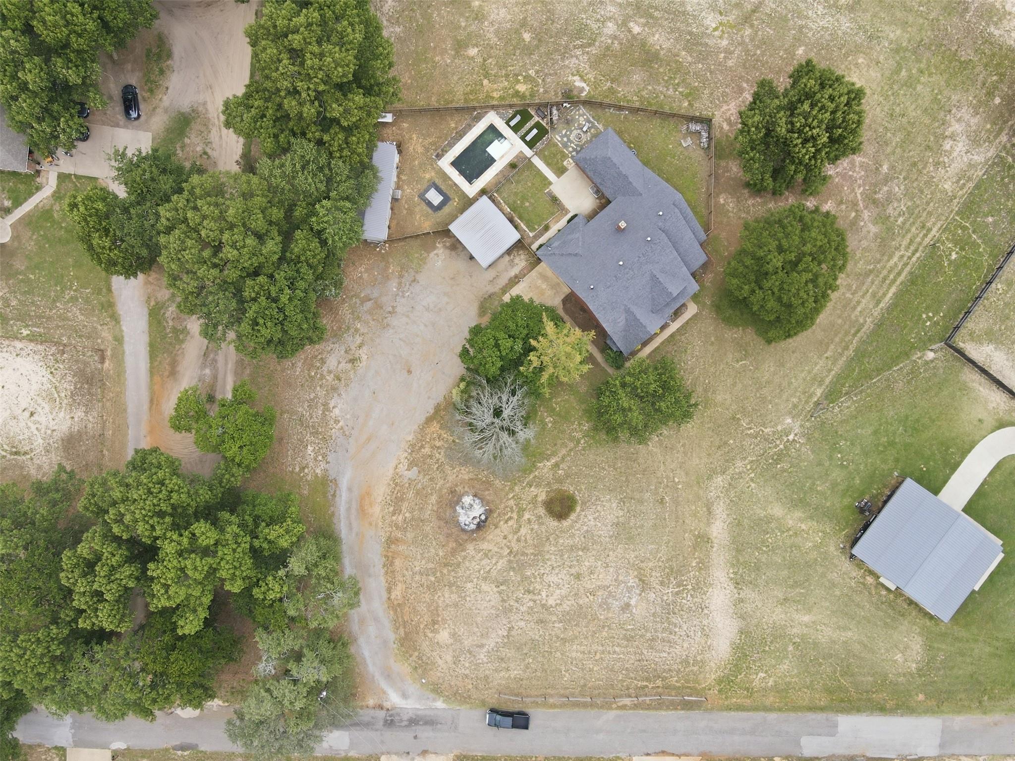 main property photo 36
