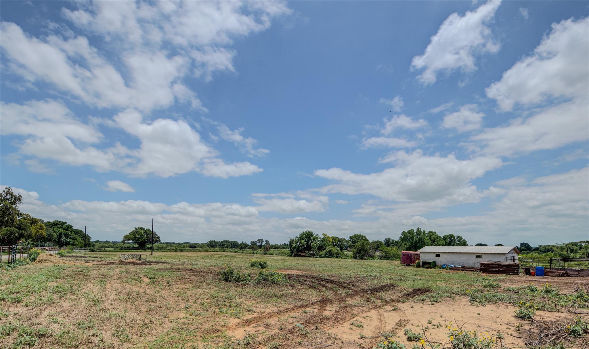 main property photo 12